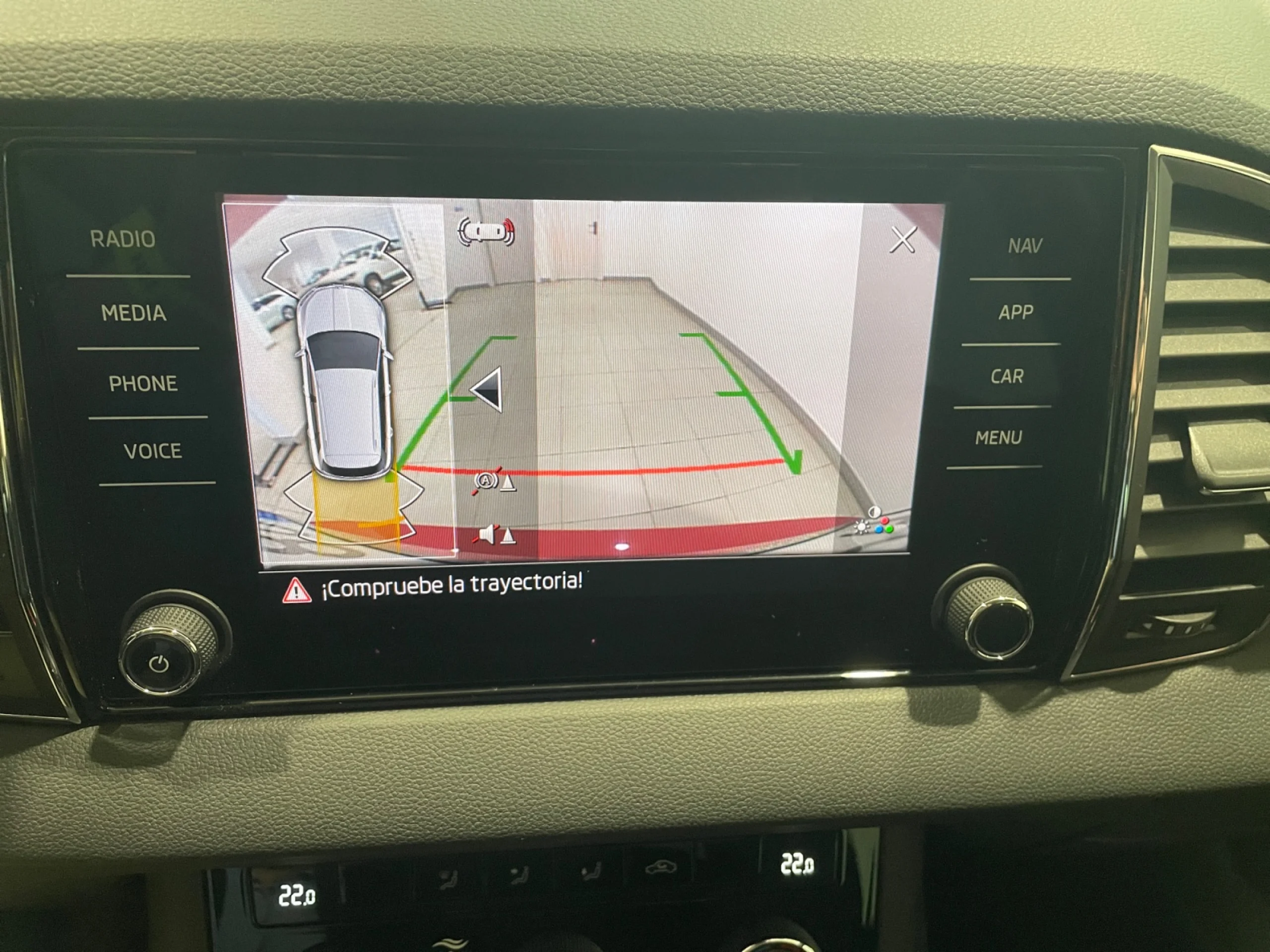 SKODA KAROQ 1.5 TSI 110KW (150CV) DSG ACT SELECTION - Foto 13