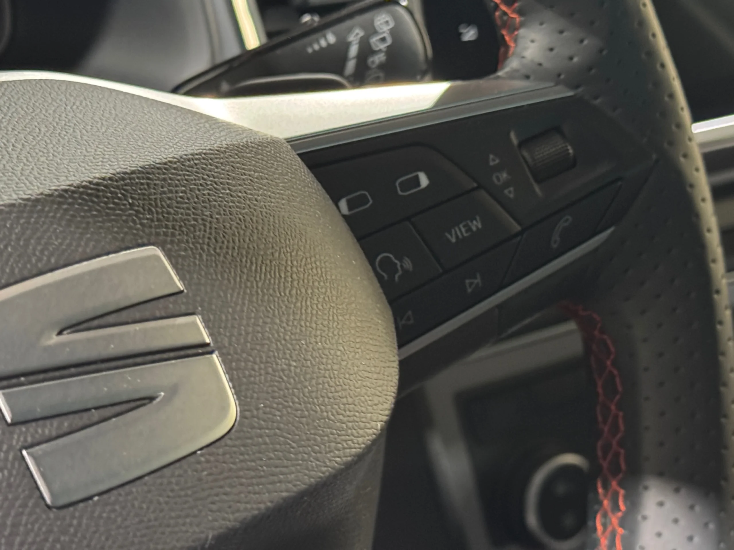 SEAT ATECA 1.5 TSI 110KW DSG FR SPECIAL EDITION - Foto 12