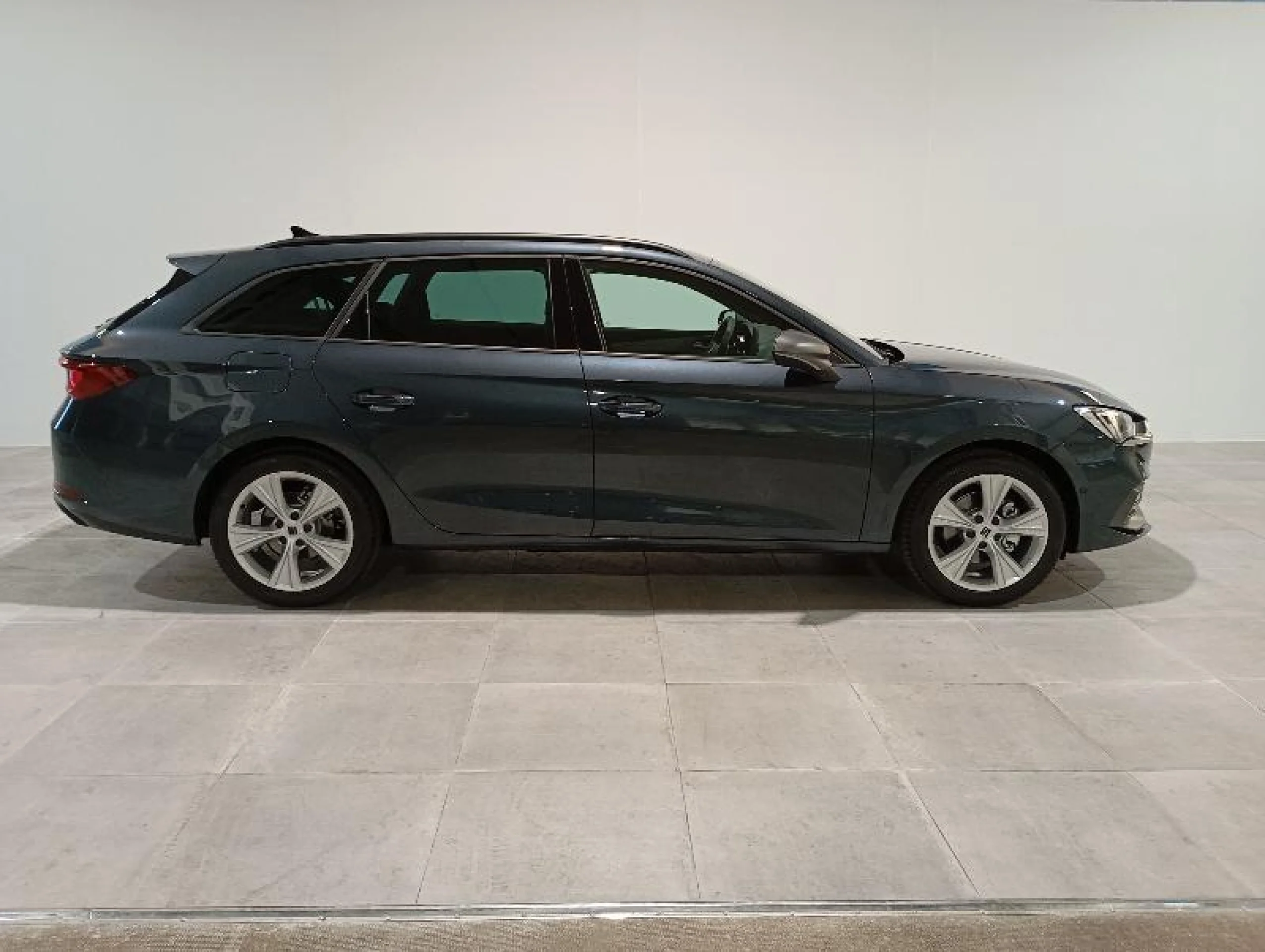SEAT LEON SP 1.5 TSI 110KW FR SPECIAL EDITION - Foto 3