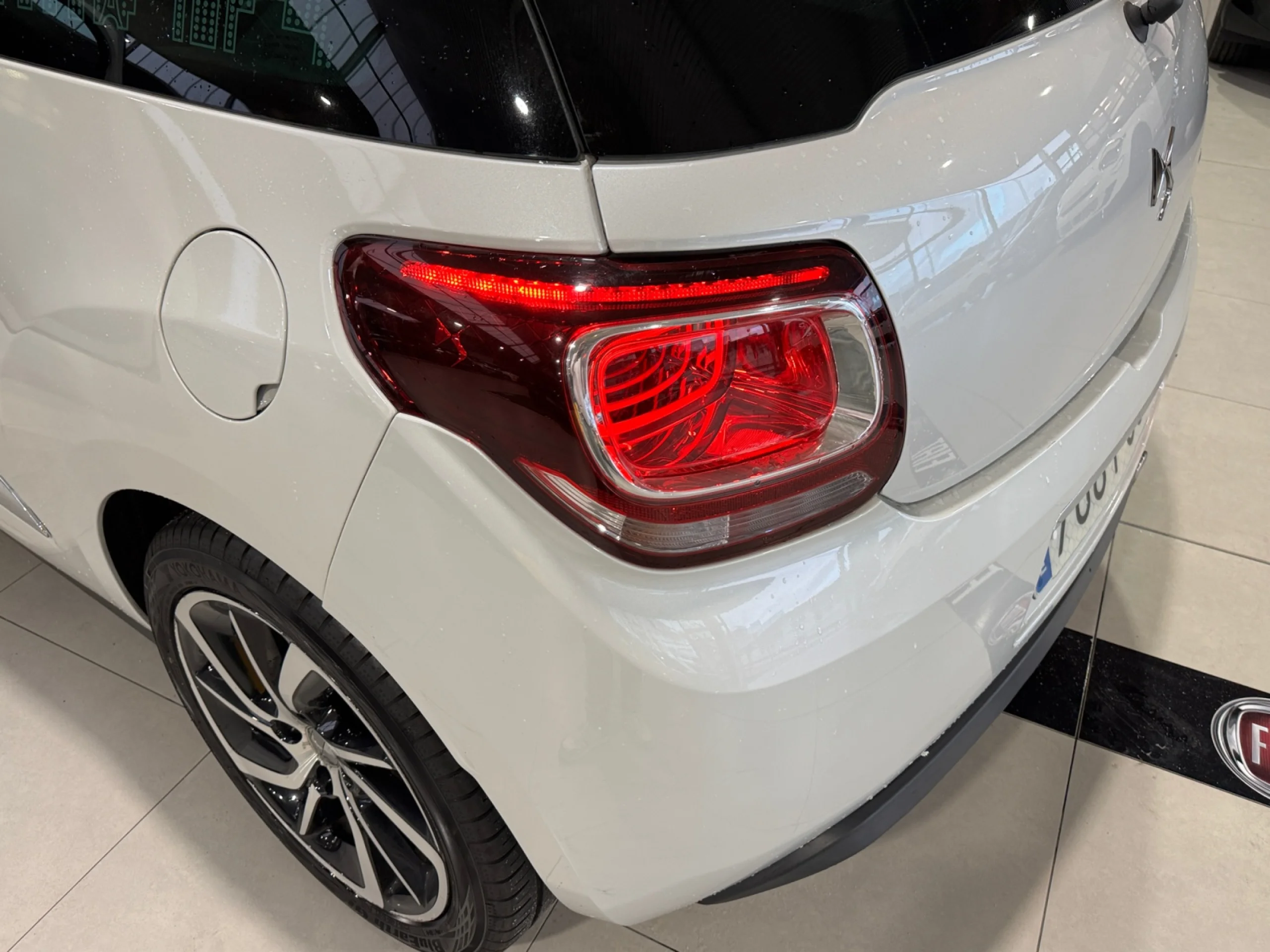 DS DS 3 BLUEHDI 120 TECHNO STYLE - Foto 8