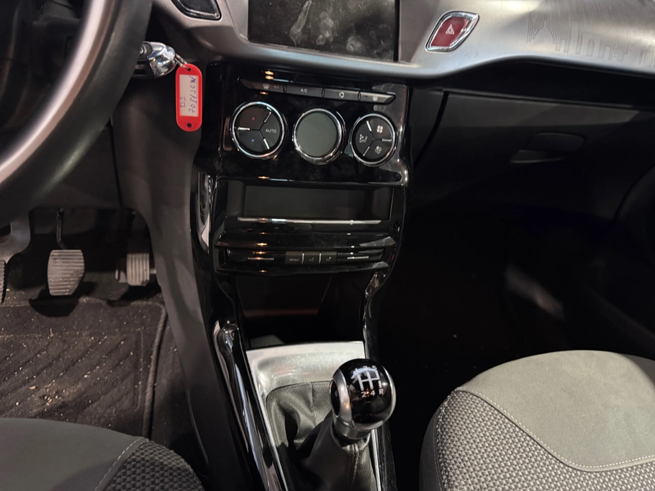 DS DS 3 BLUEHDI 120 TECHNO STYLE - Foto 14