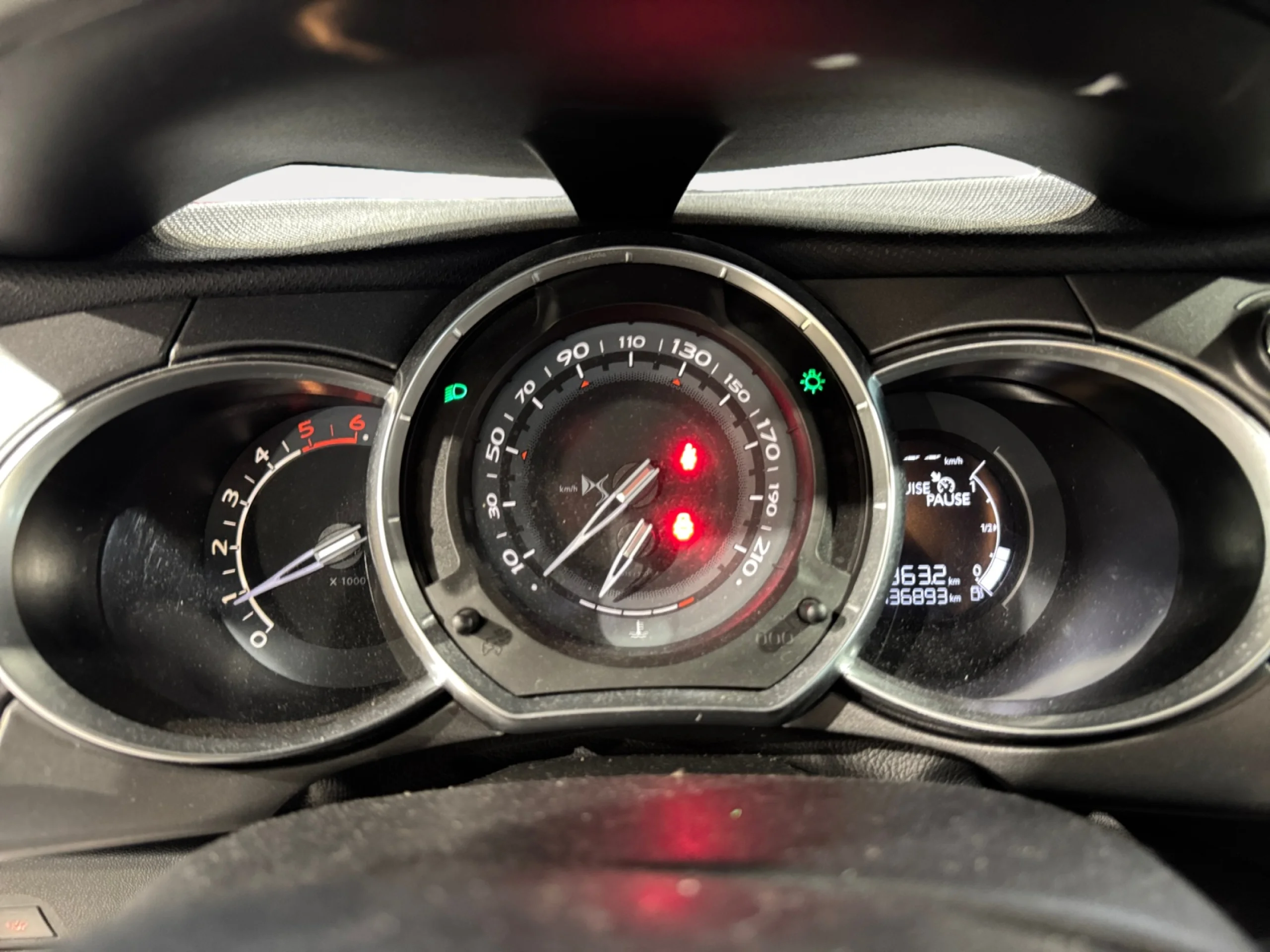 DS DS 3 BLUEHDI 120 TECHNO STYLE - Foto 20