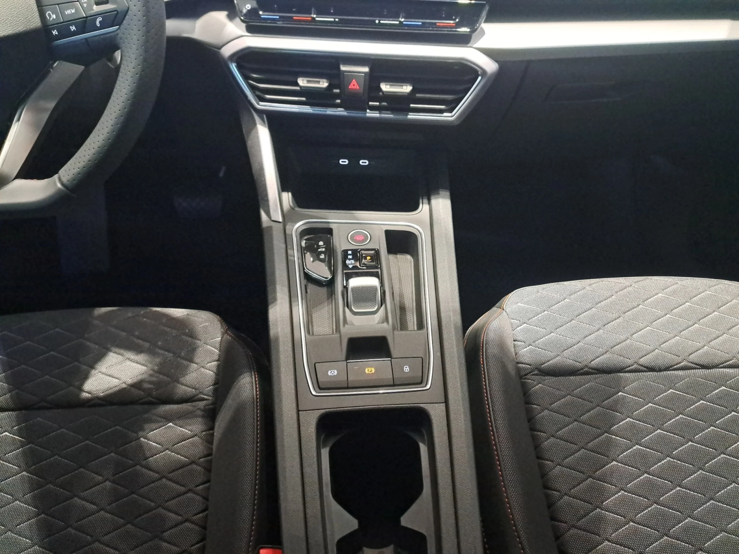 SEAT LEON 1.0 ETSI 110CV DSG FR 25º ANIVERSARIO - Foto 10