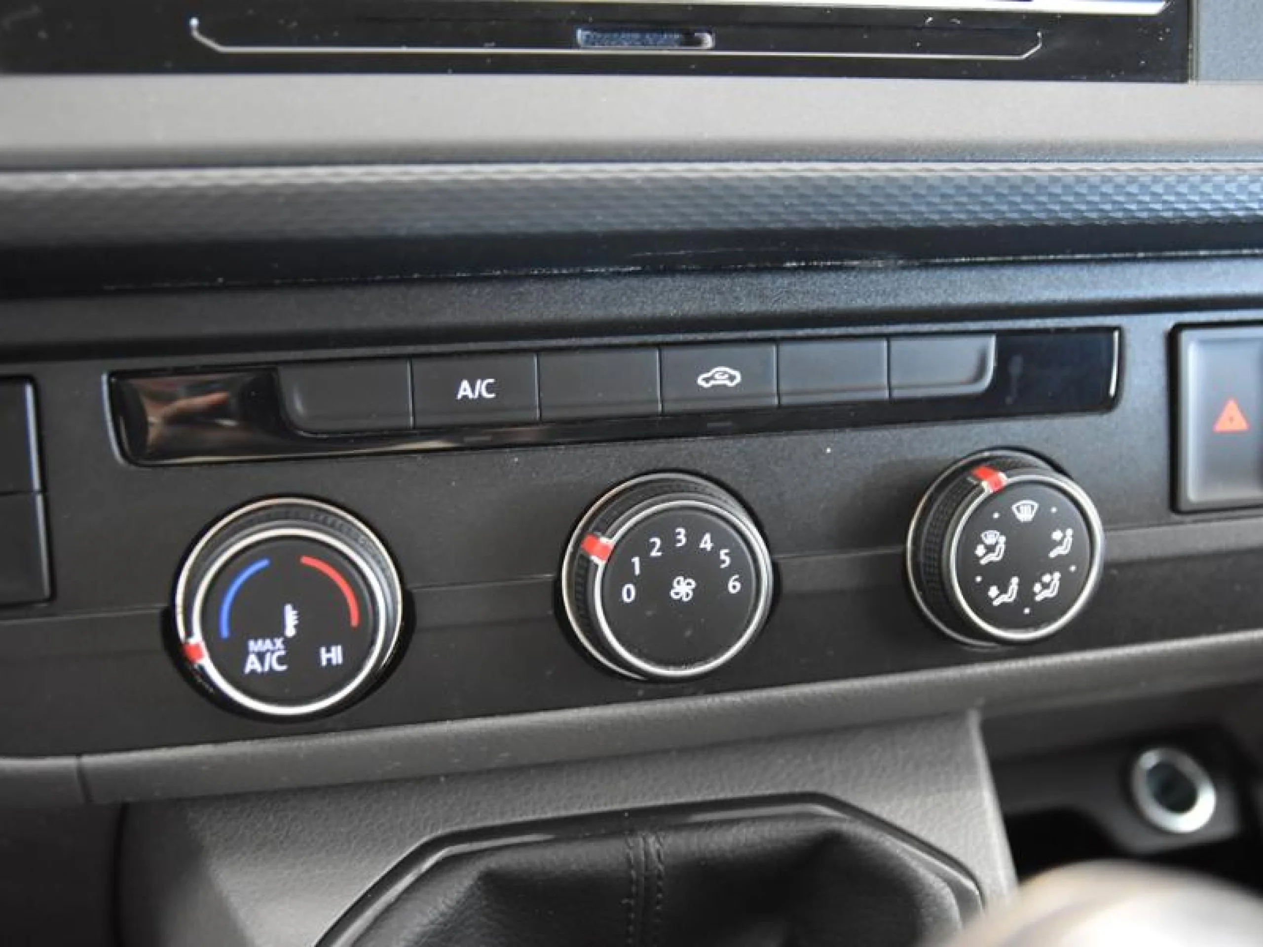 VOLKSWAGEN TRANSPORTER FURGON 2.0 TDI 110CV - Foto 10