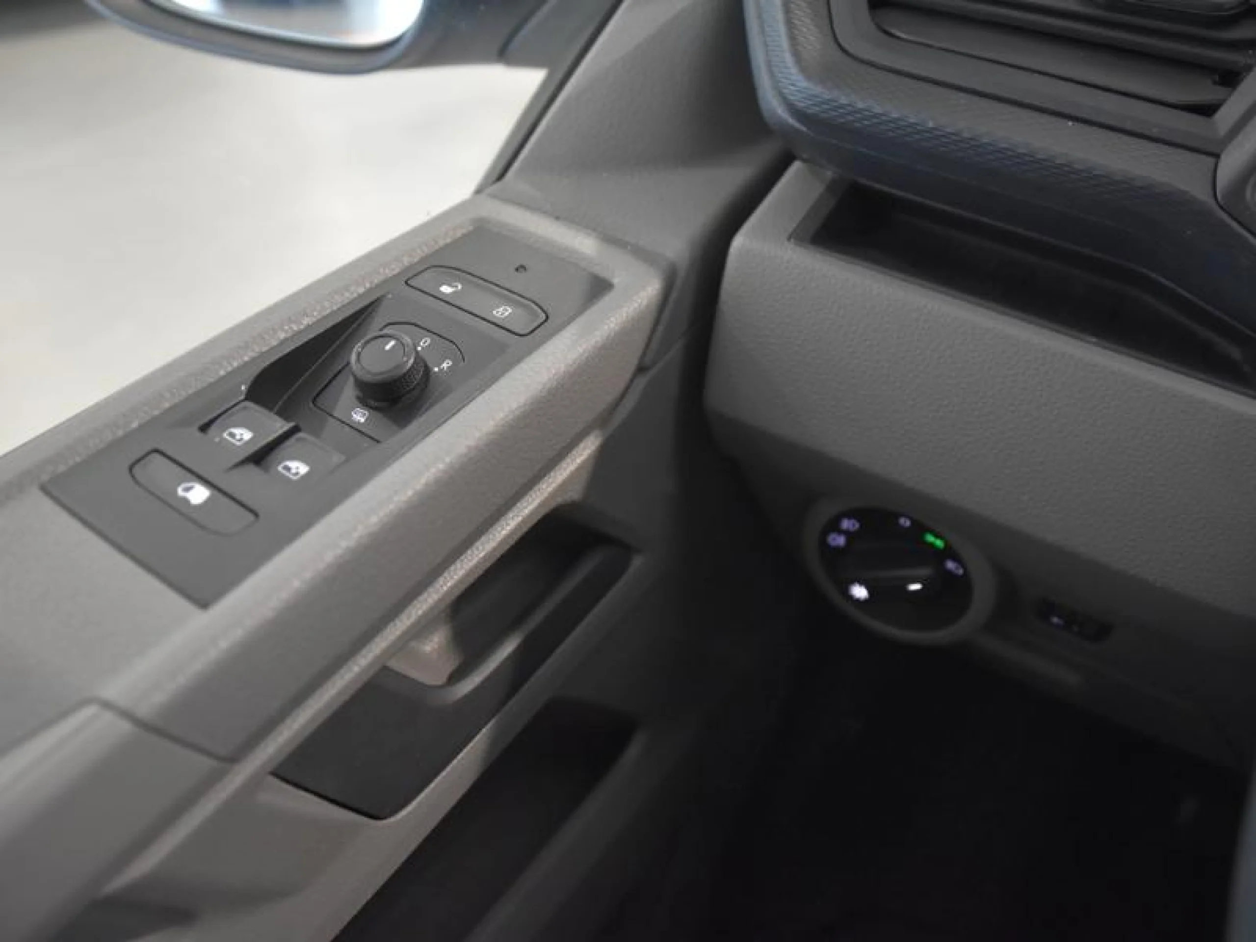 VOLKSWAGEN TRANSPORTER FURGON 2.0 TDI 110CV - Foto 14