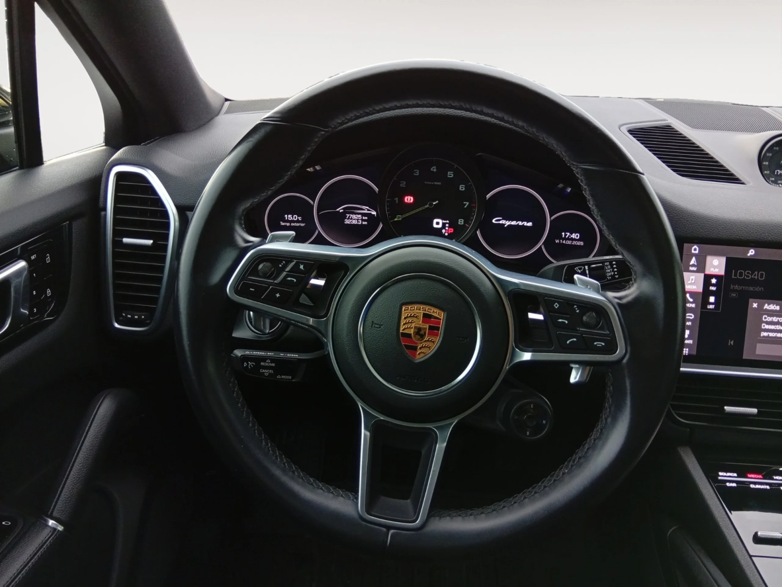 PORSCHE CAYENNE COUPE E HYBRID - Foto 11