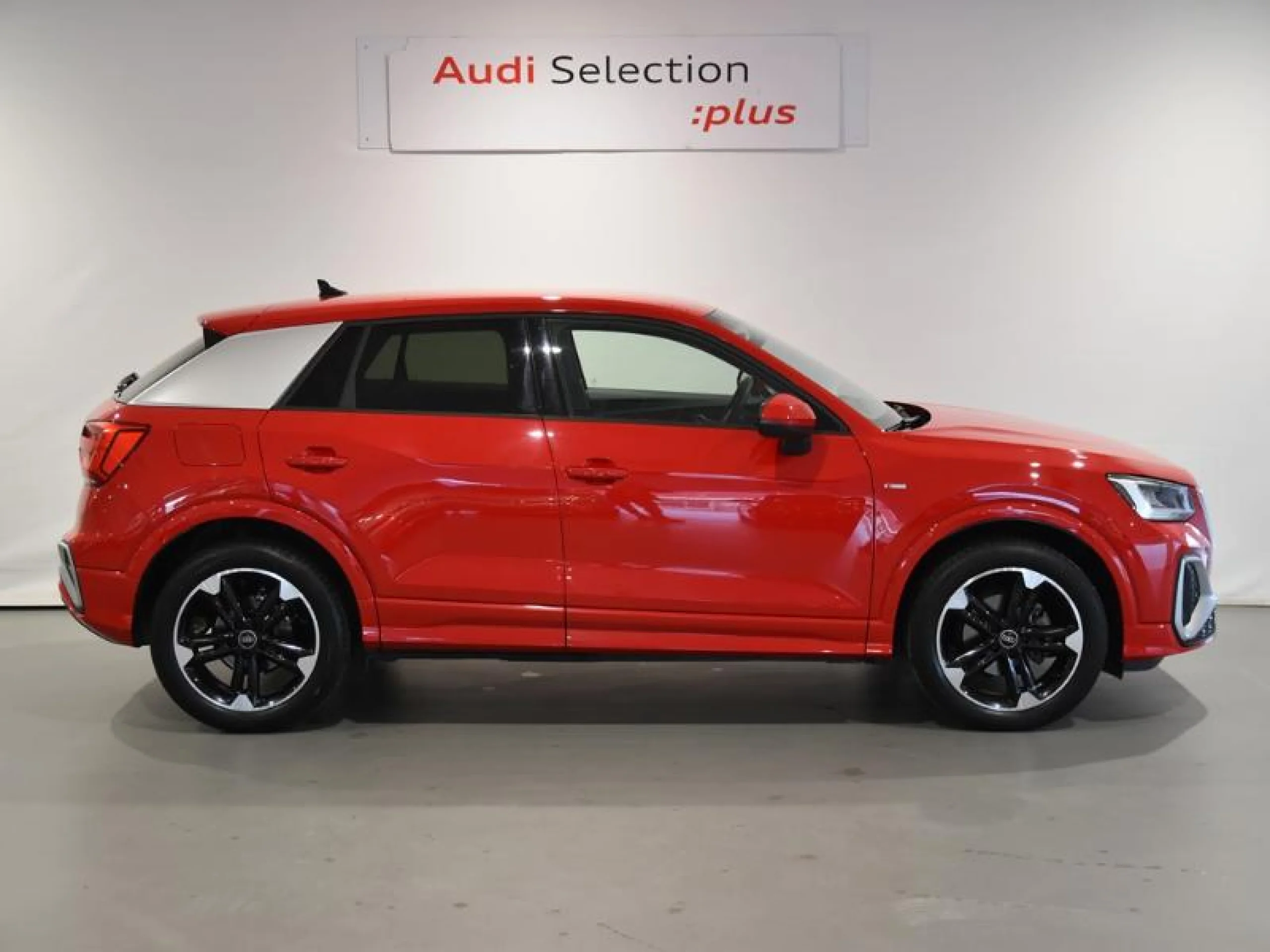 AUDI Q2 S LINE 30 TFSI 81KW (110CV) - Foto 3