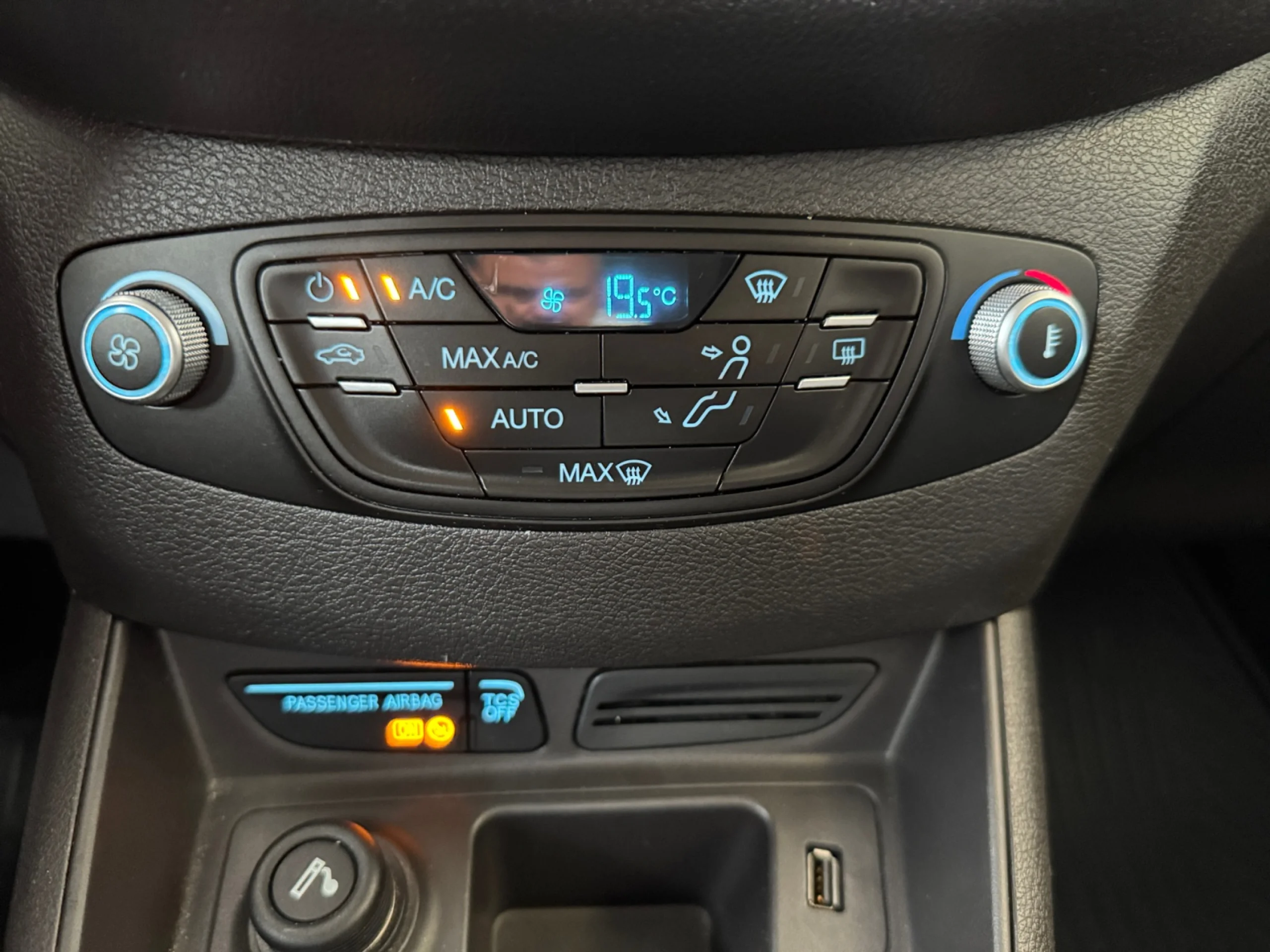FORD Tourneo courier 1.0 ECOBOOST 74KW (100CV) SPORT - Foto 14