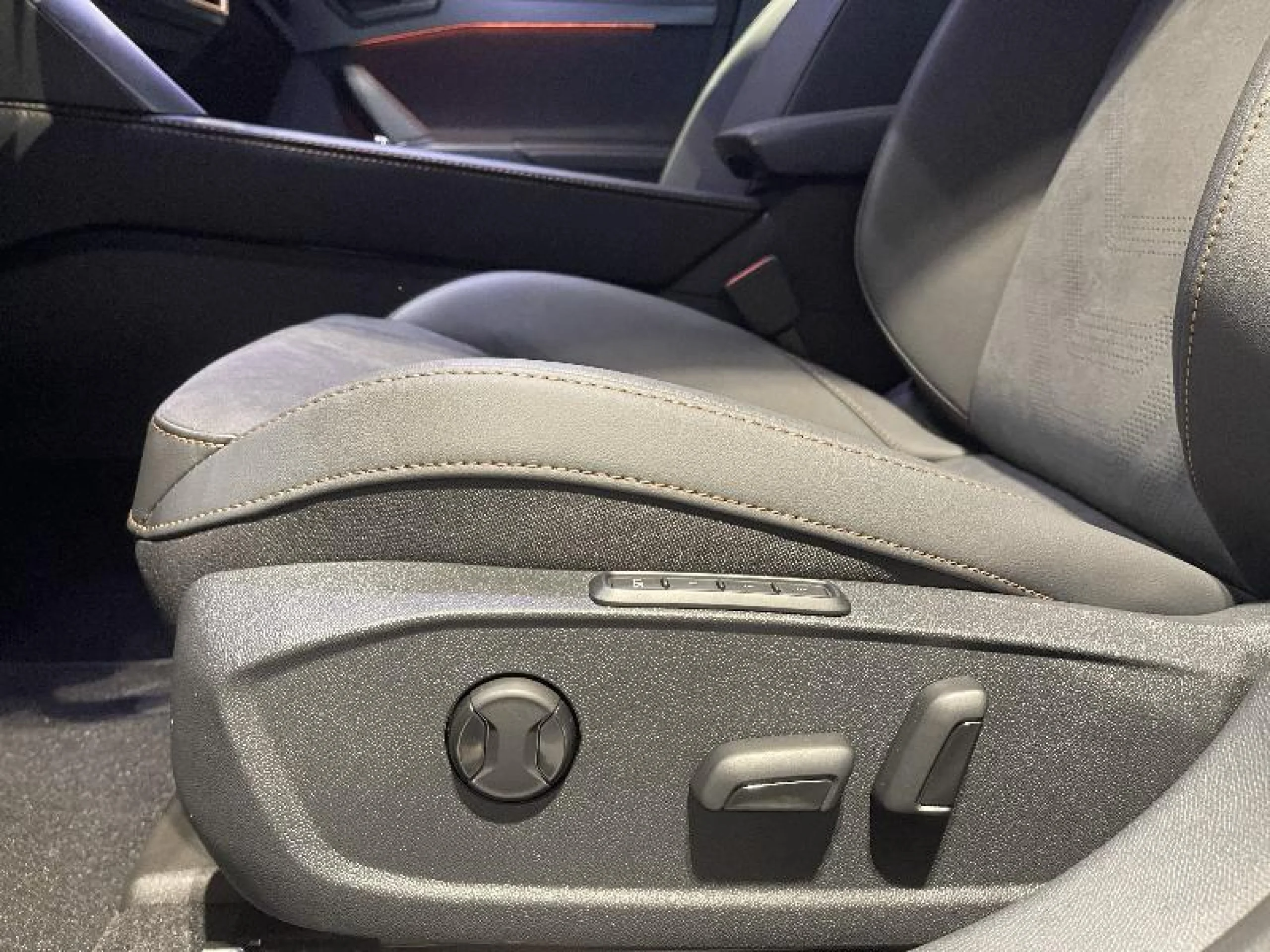 CUPRA FORMENTOR 1.5 ETSI 110KW (150 CV) DSG BEYOND - Foto 6