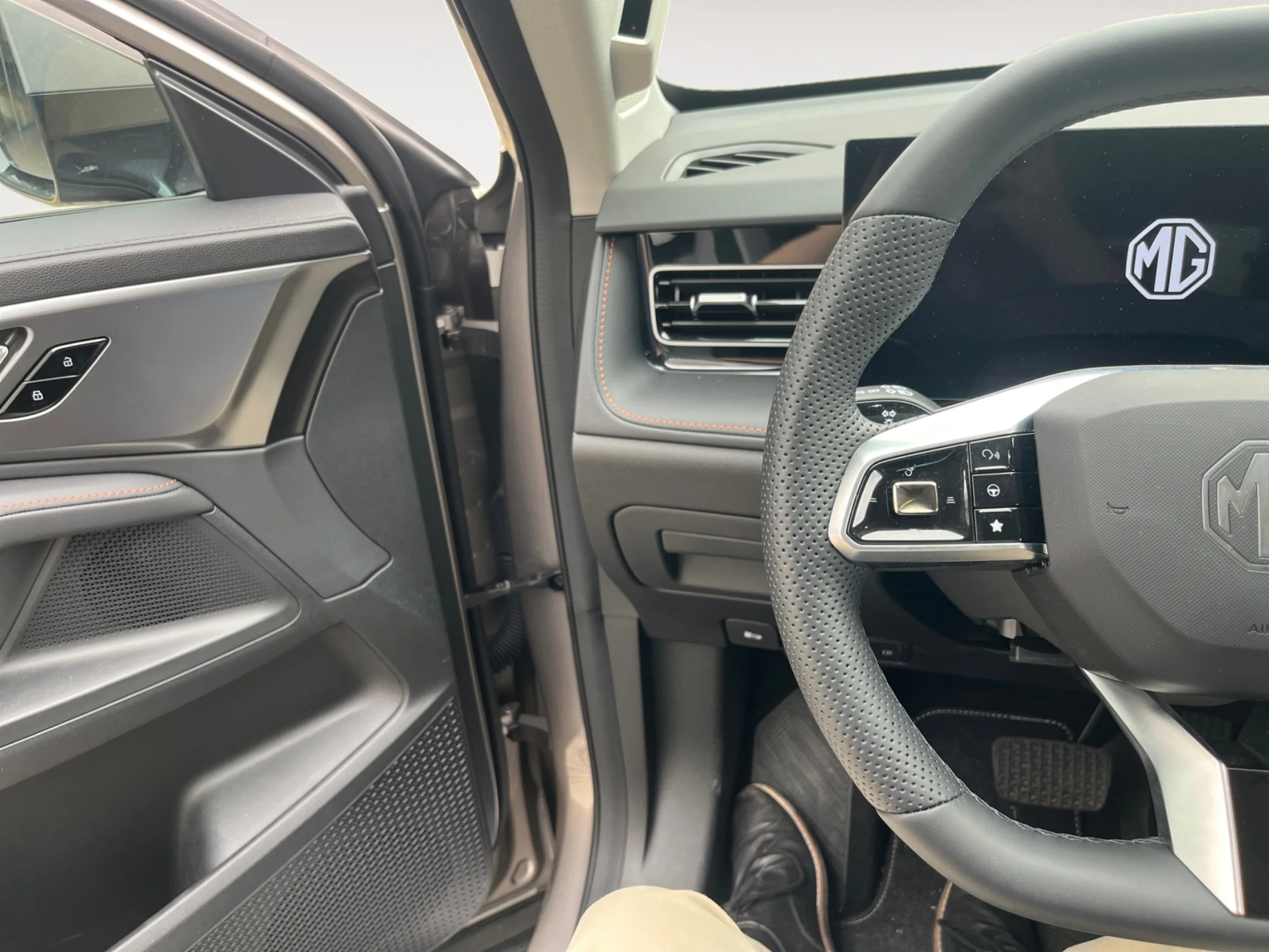 MG HS 1.5T PHEV LUXURY - Foto 12