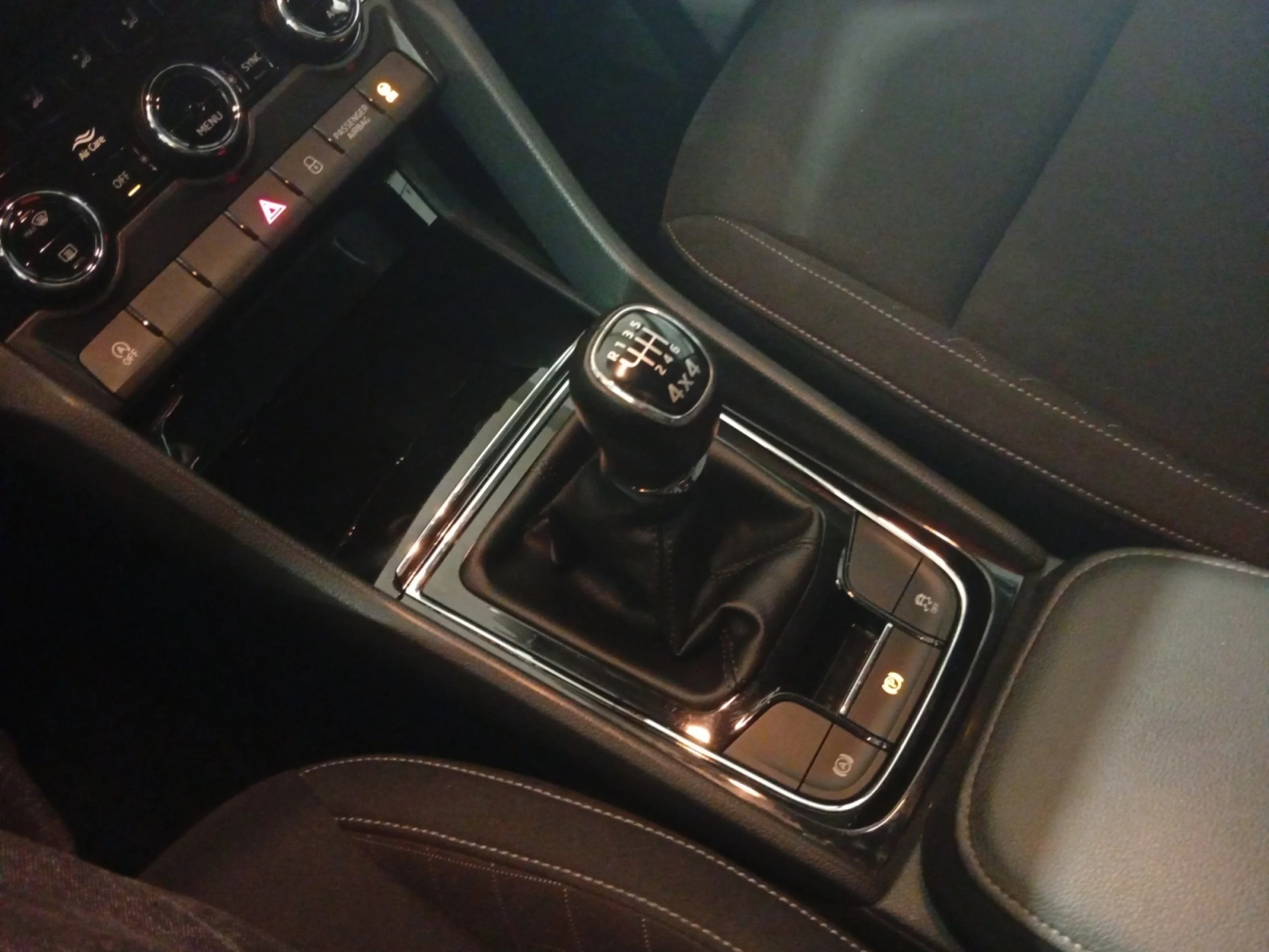 SKODA KAROQ 2.0 TDI 110KW (150CV) DSG 4X4 AMBITION - Foto 13