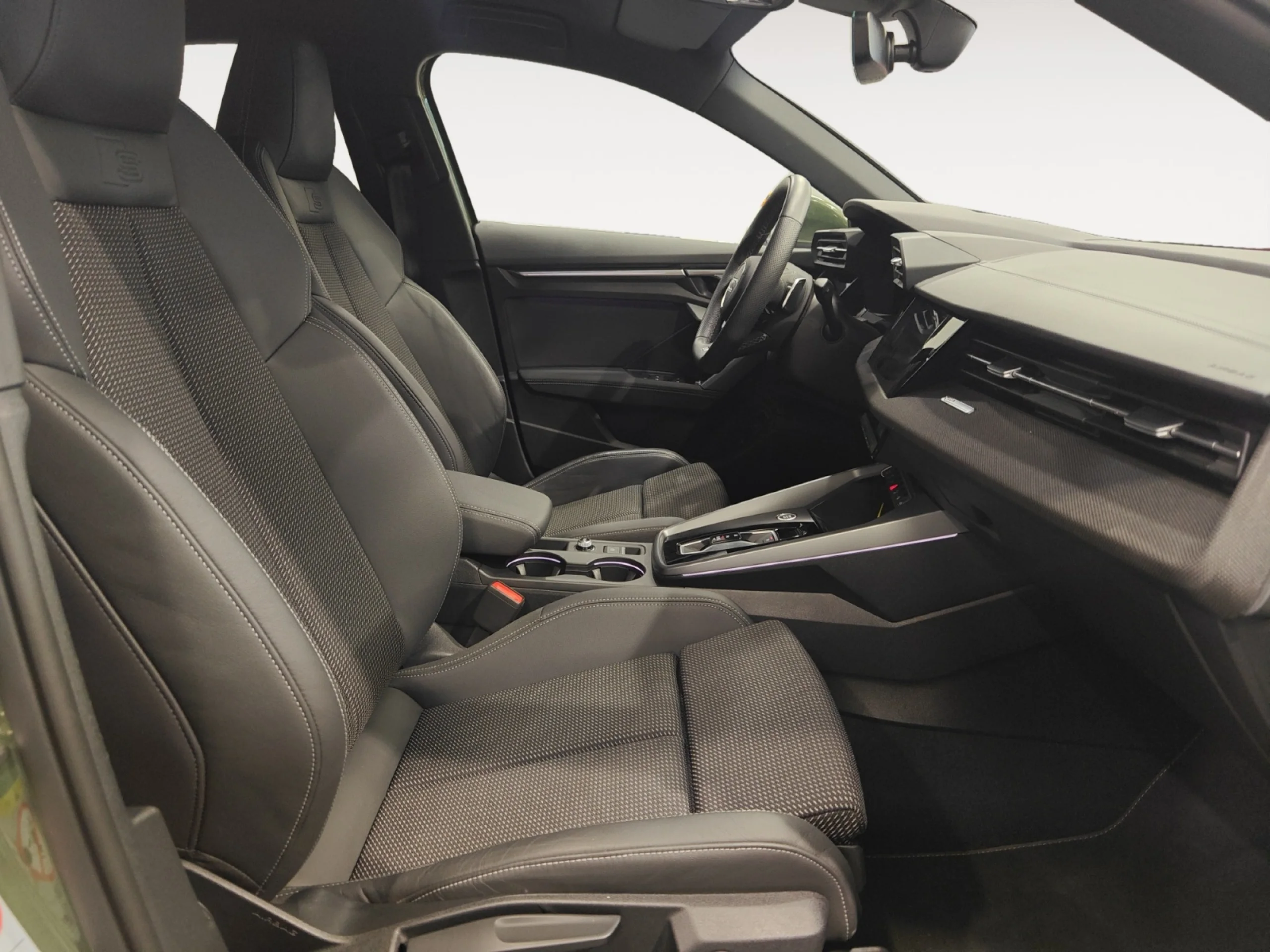 AUDI A3 SPORTBACK GENUINE 40 TFSI E 150KW S TRON - Foto 5