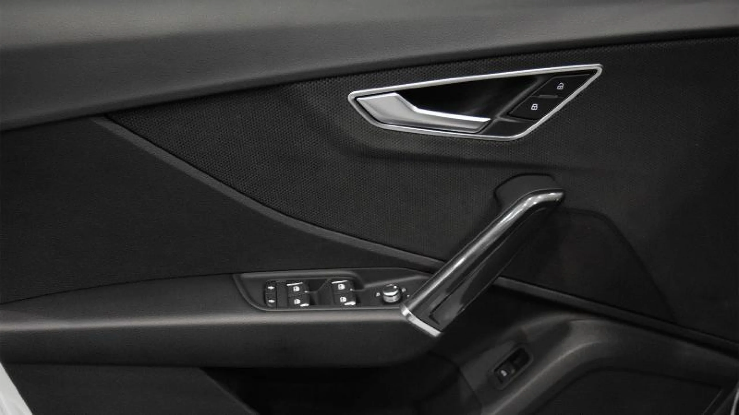 AUDI Q2 ADRENALIN 35 TFSI 110KW (150CV) S TRONIC - Foto 14