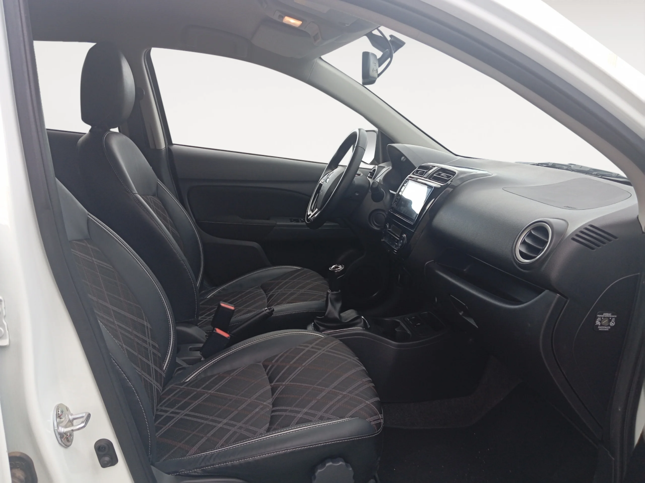 Mitsubishi SPACE STAR 120 MPI KAITEKI - Foto 5