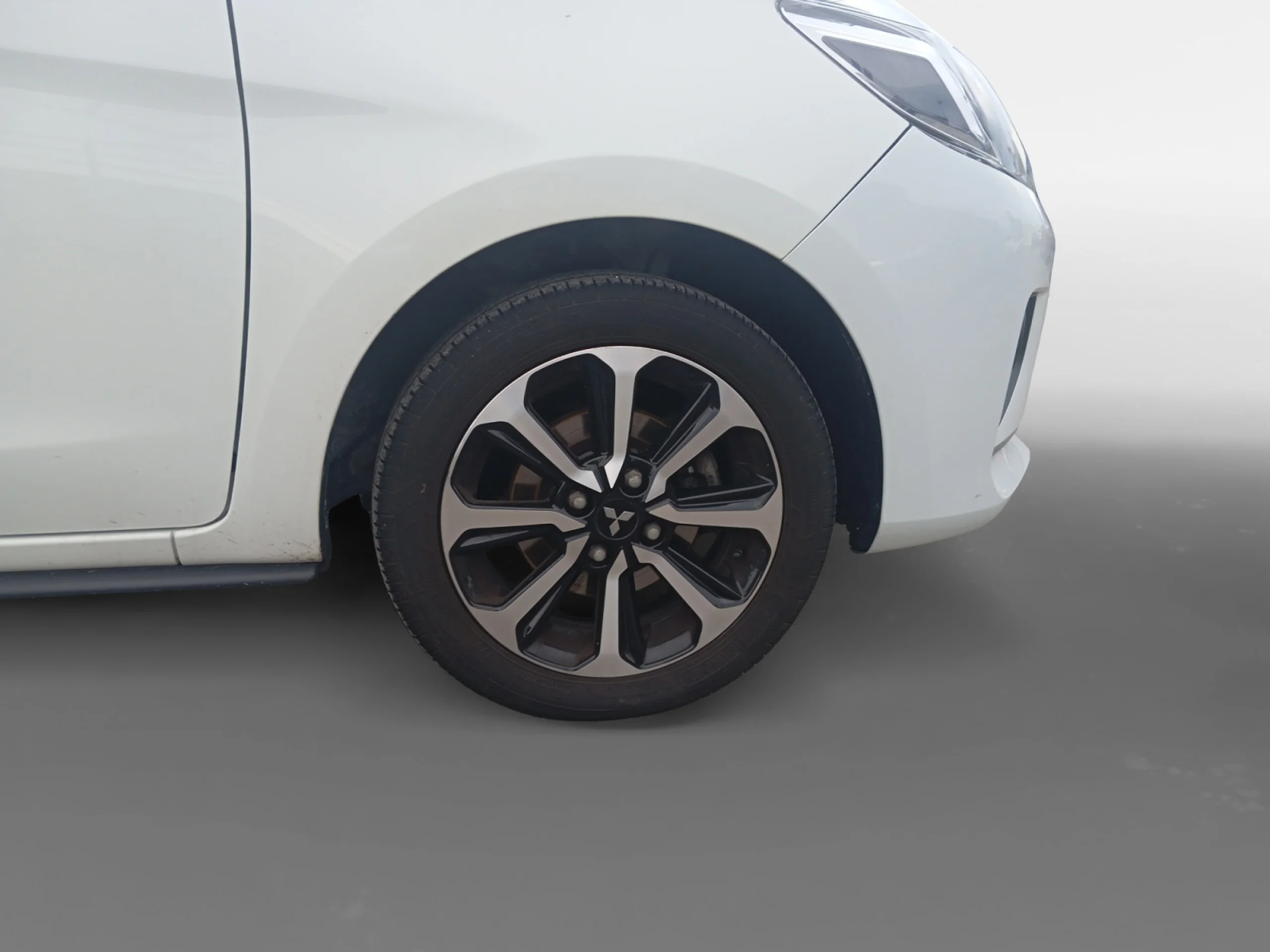 Mitsubishi SPACE STAR 120 MPI KAITEKI - Foto 8