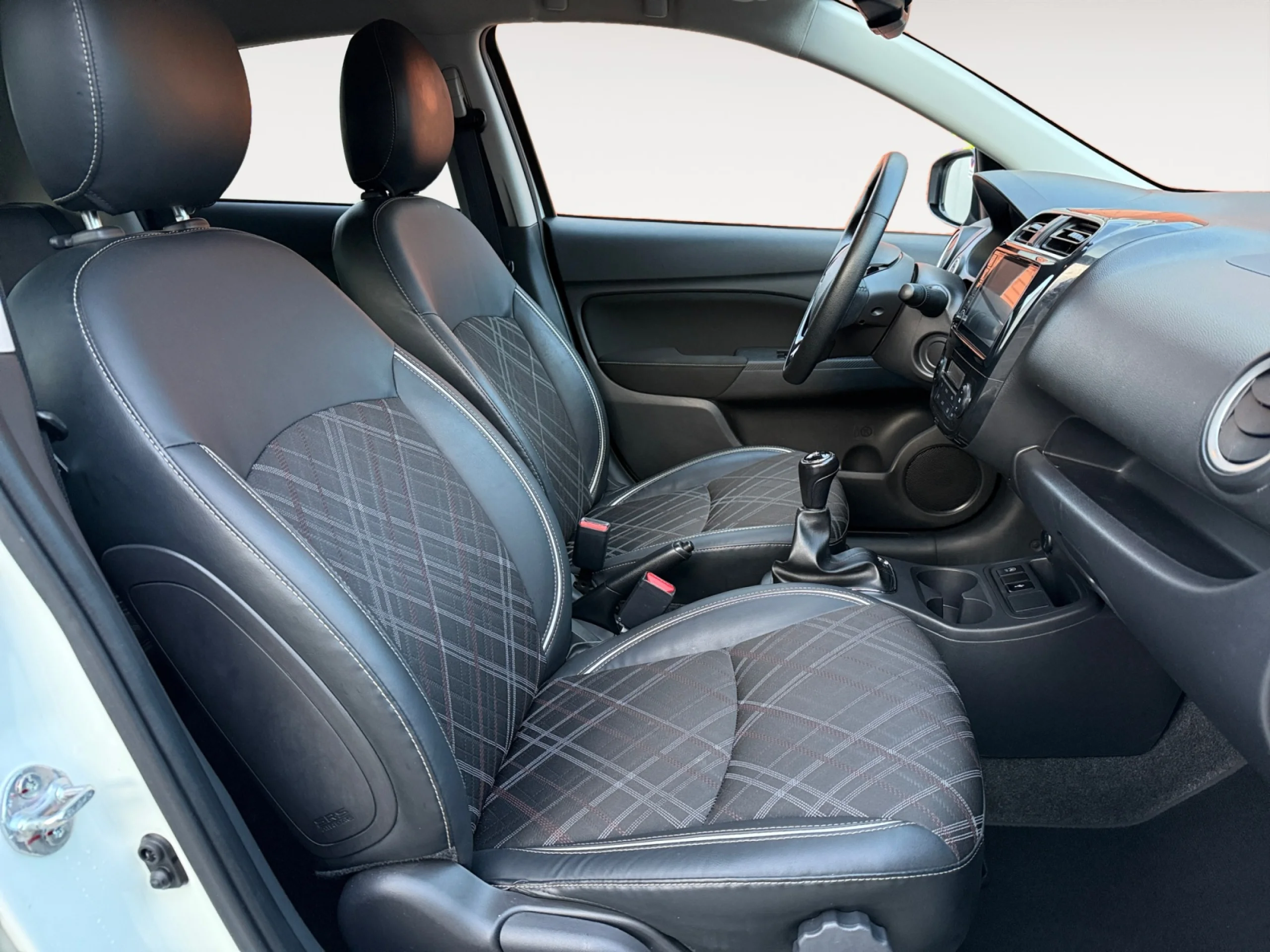 Mitsubishi SPACE STAR 120 MPI KAITEKI - Foto 5