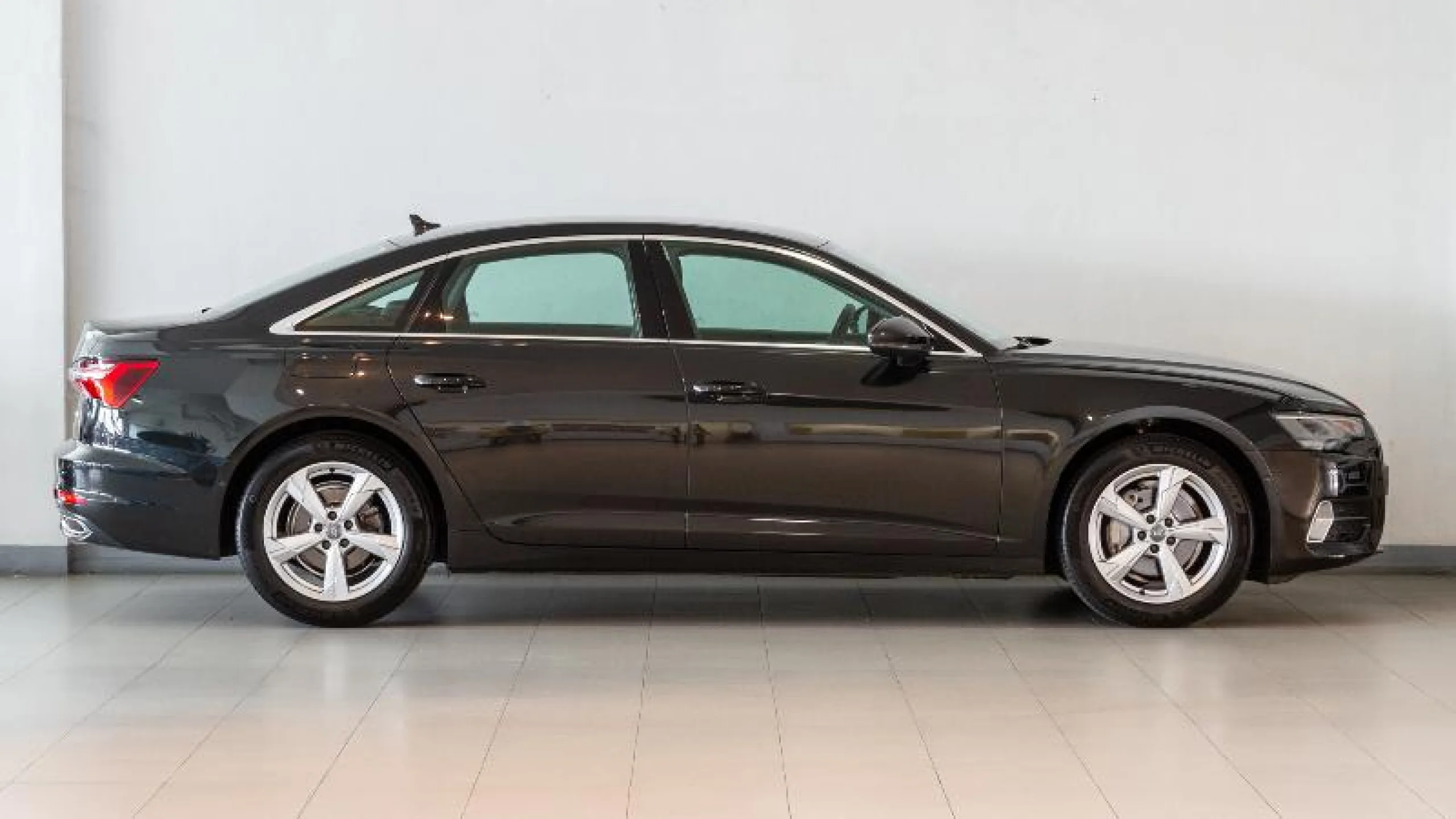AUDI A6 SPORT 40 TDI 150KW (204CV) S TRONIC - Foto 3
