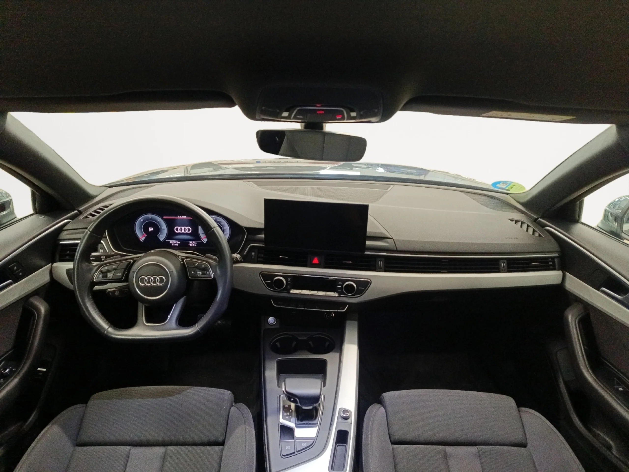AUDI A4 AVANT S LINE 35 TDI 110KW S TRONIC - Foto 4