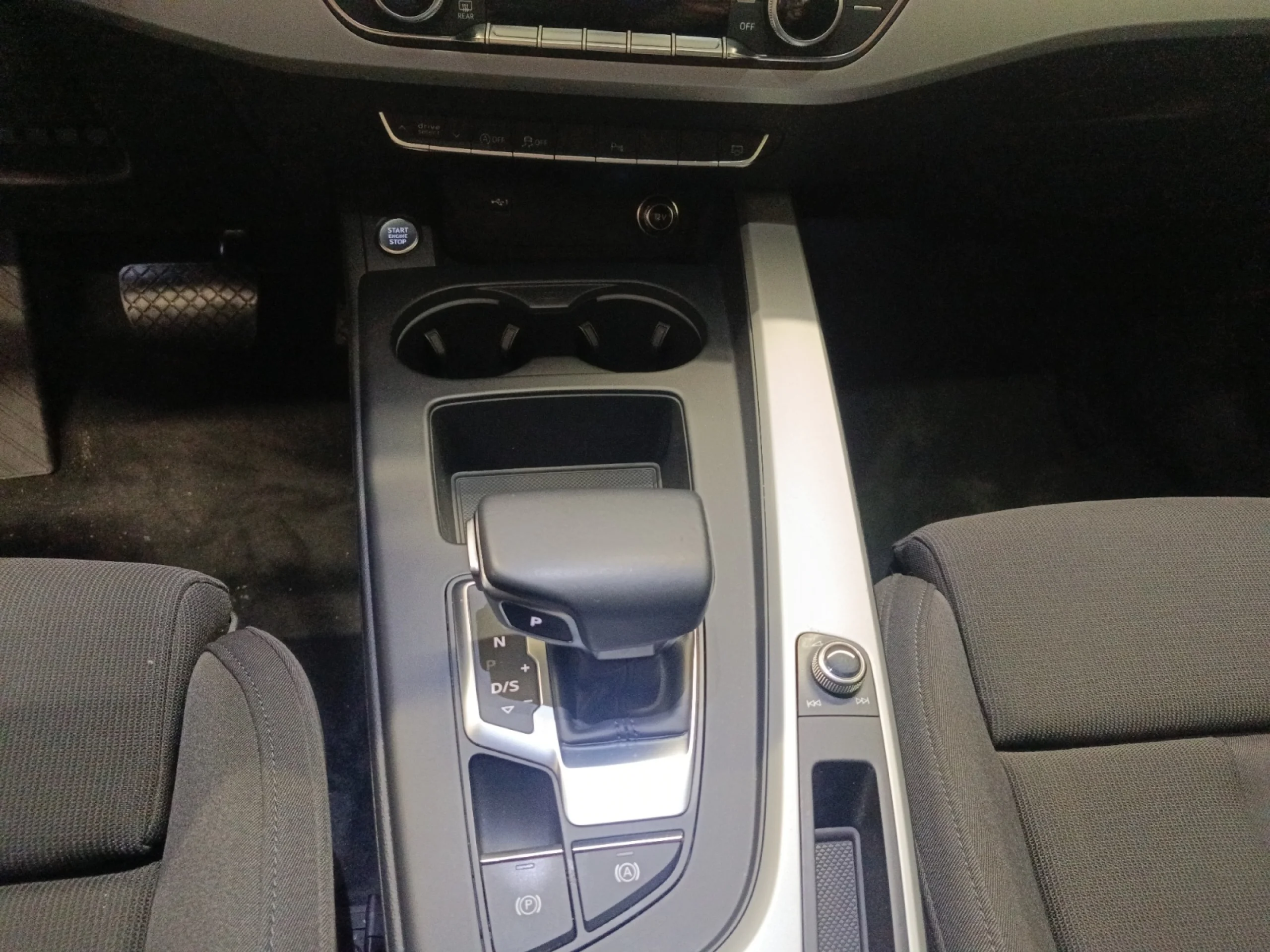 AUDI A4 AVANT S LINE 35 TDI 110KW S TRONIC - Foto 10