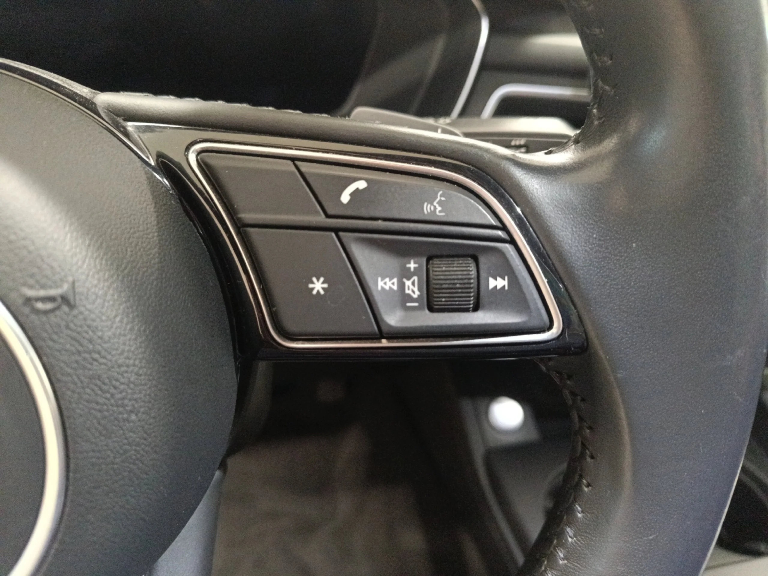 AUDI A4 AVANT S LINE 35 TDI 110KW S TRONIC - Foto 12