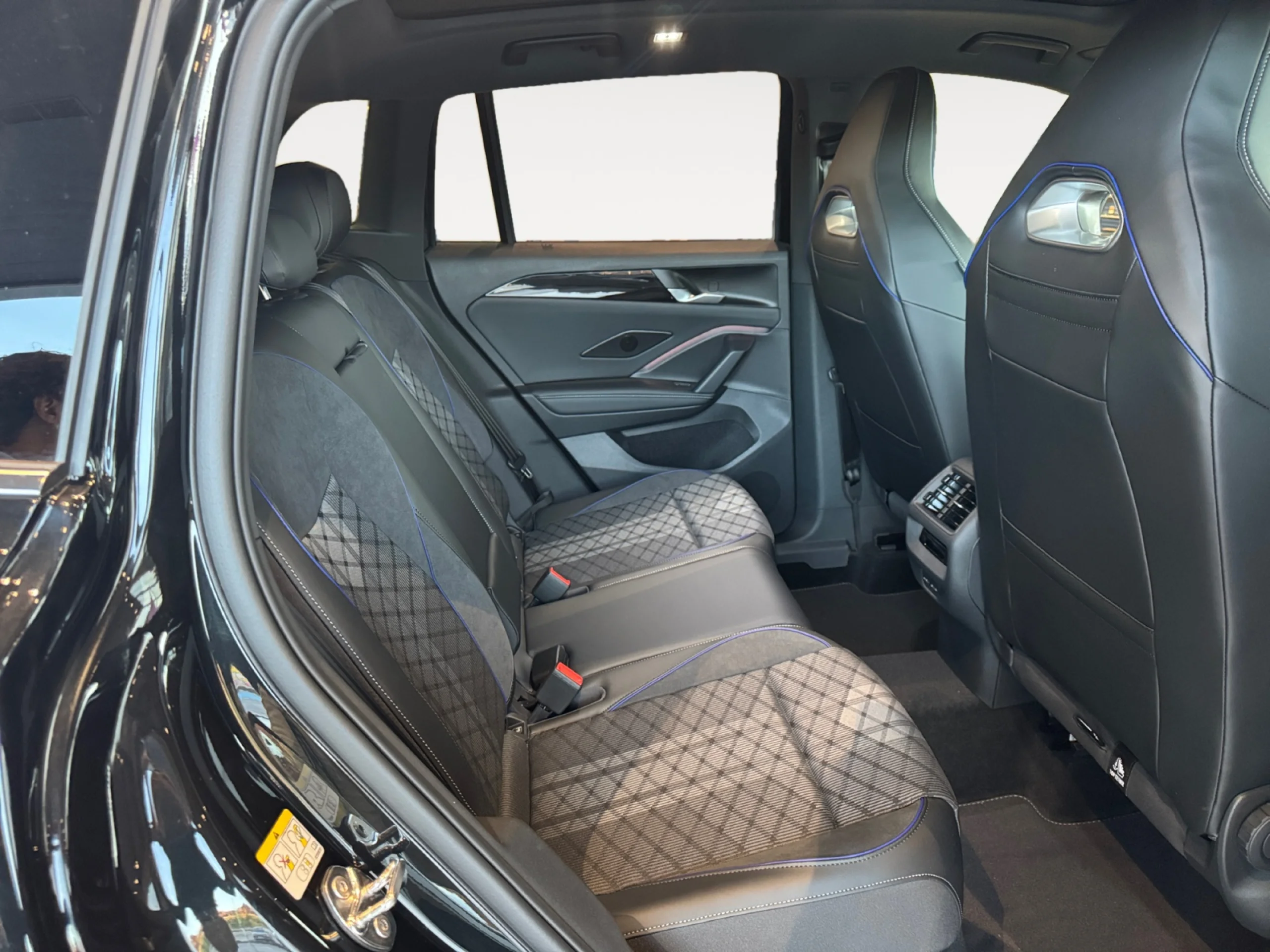 VOLKSWAGEN TIGUAN R LINE 1.5 TSI EHYBRID 200KW (272CV) DSG - Foto 6