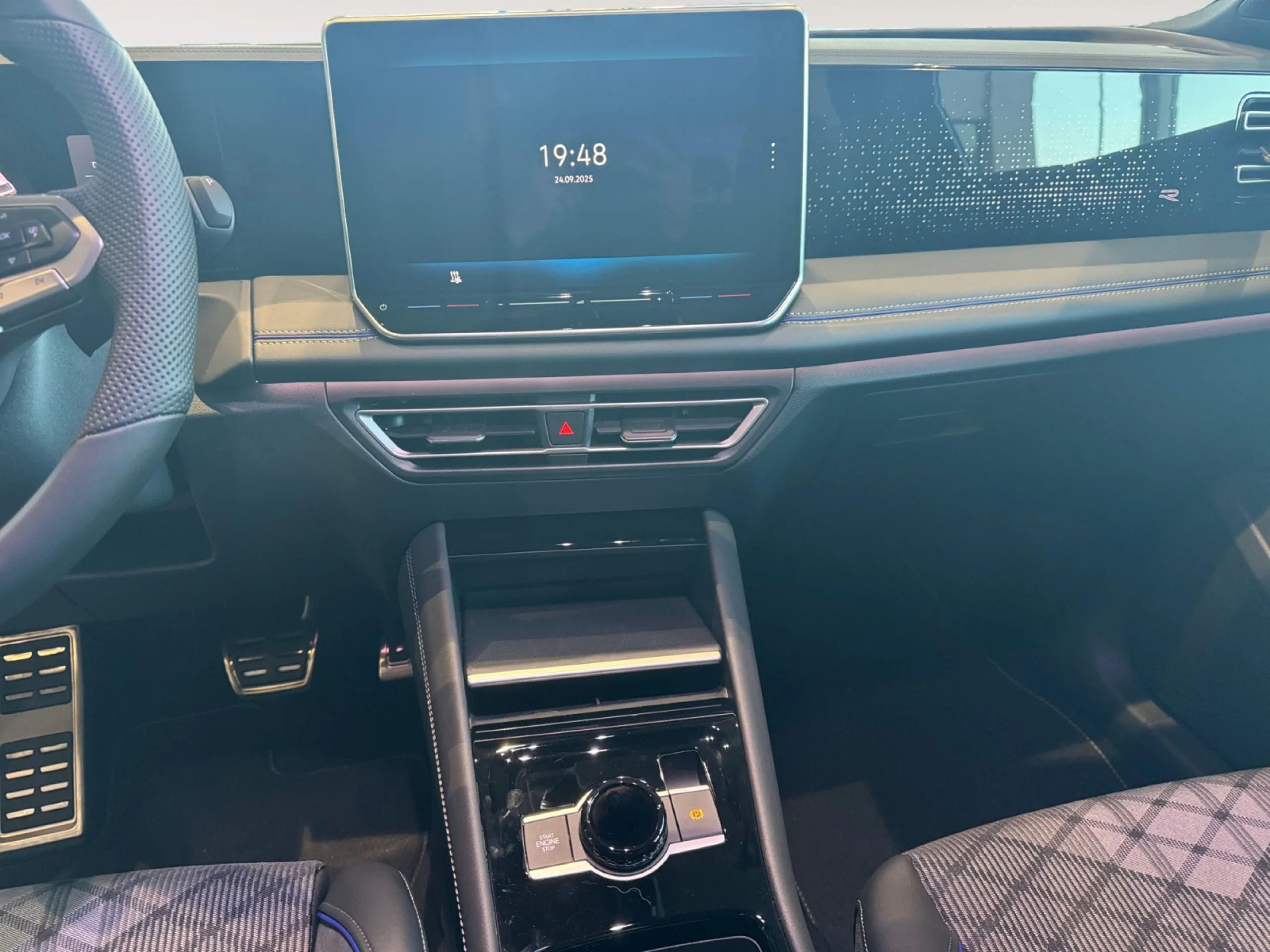 VOLKSWAGEN TIGUAN R LINE 1.5 TSI EHYBRID 200KW (272CV) DSG - Foto 12