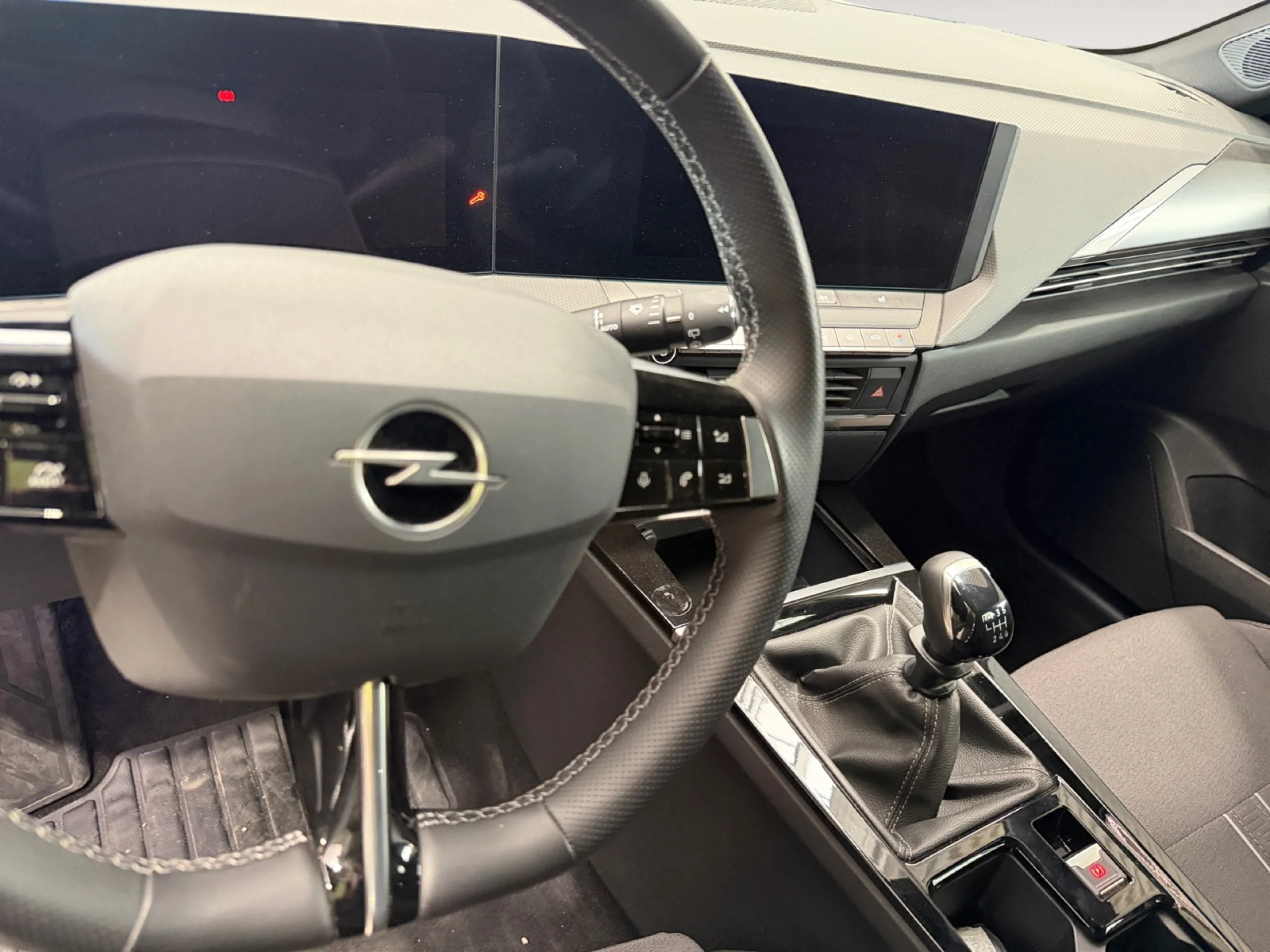 OPEL ASTRA 1.2T XHT 96KW (130CV) GS - Foto 10