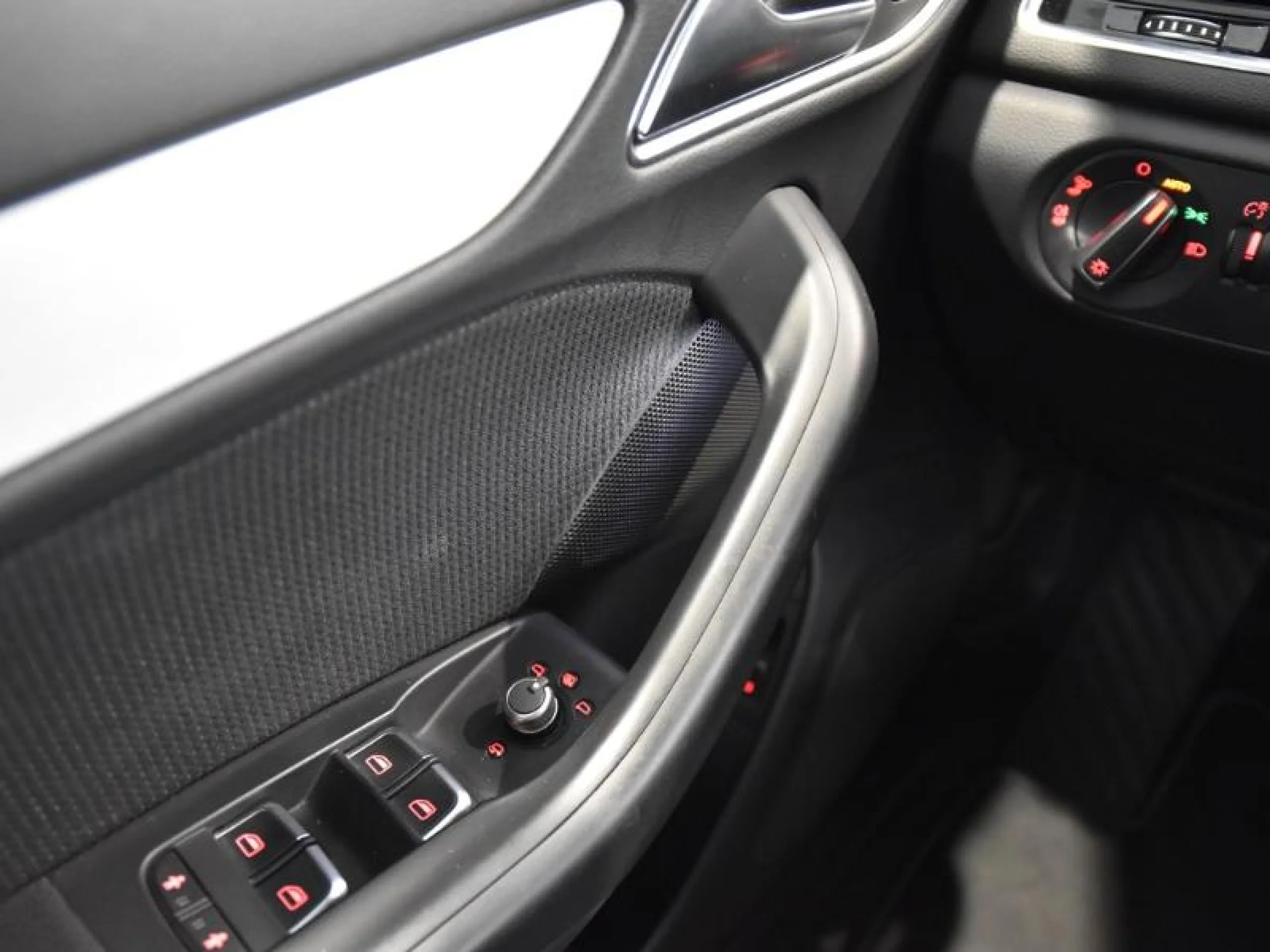 AUDI Q3 SPORT EDITION 2.0 TDI 184CV QUAT S TRON - Foto 21