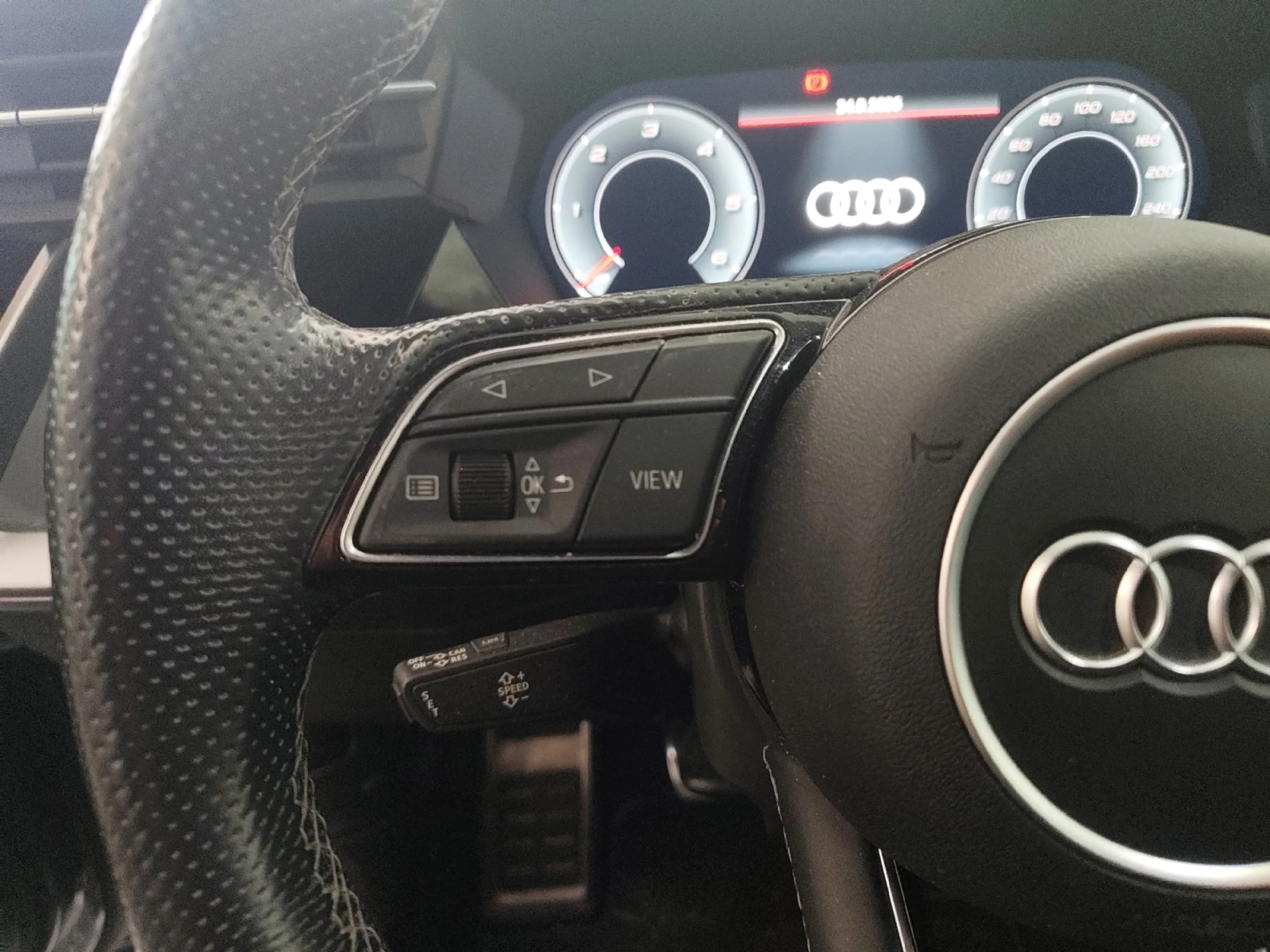 AUDI A3 SPORTBACK GENUINE EDITION 30 TDI 85KW - Foto 9