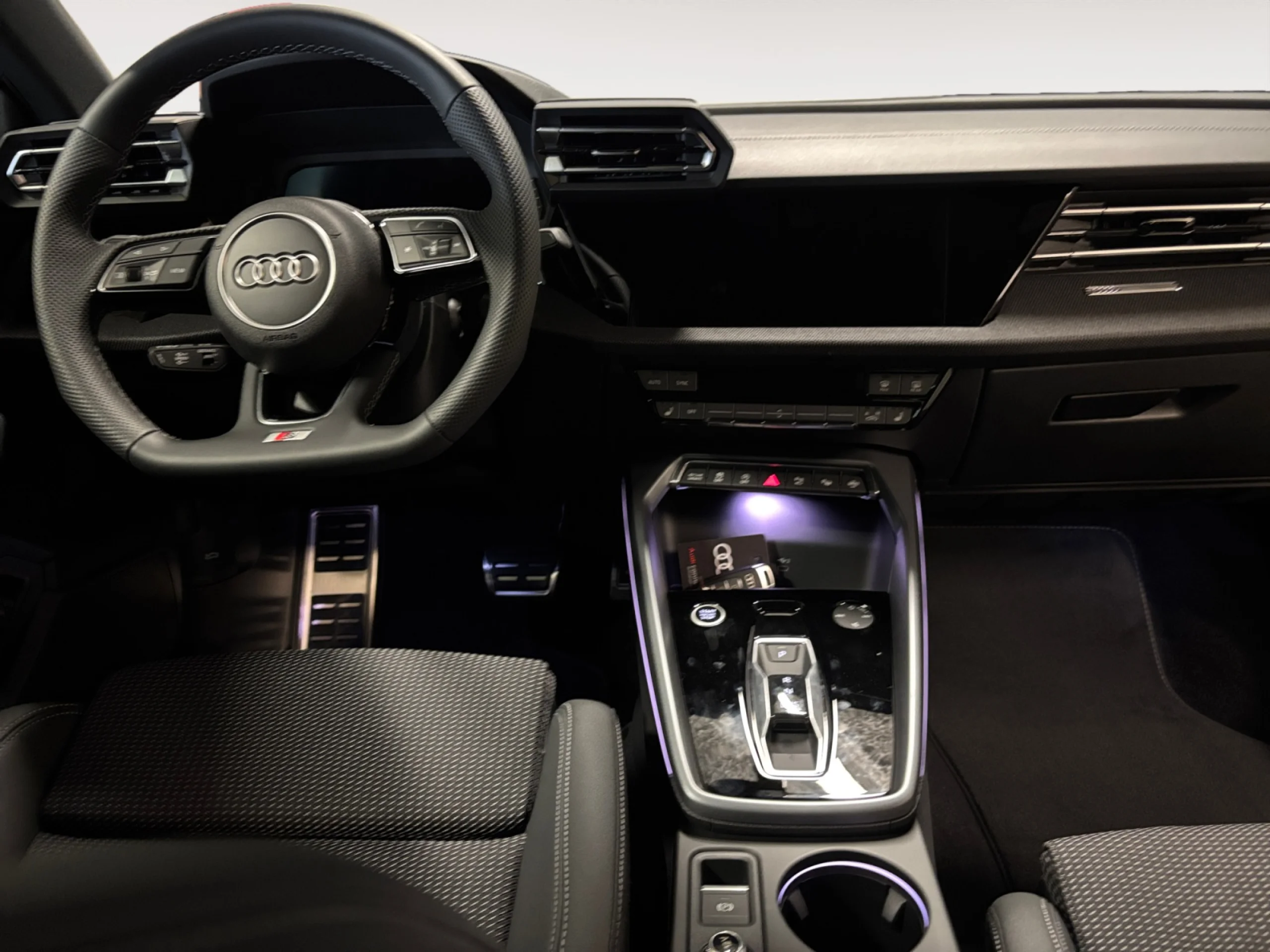AUDI A3 A3 ALLSTREET GENUINE TDI  110 KW S TRONIC - Foto 4
