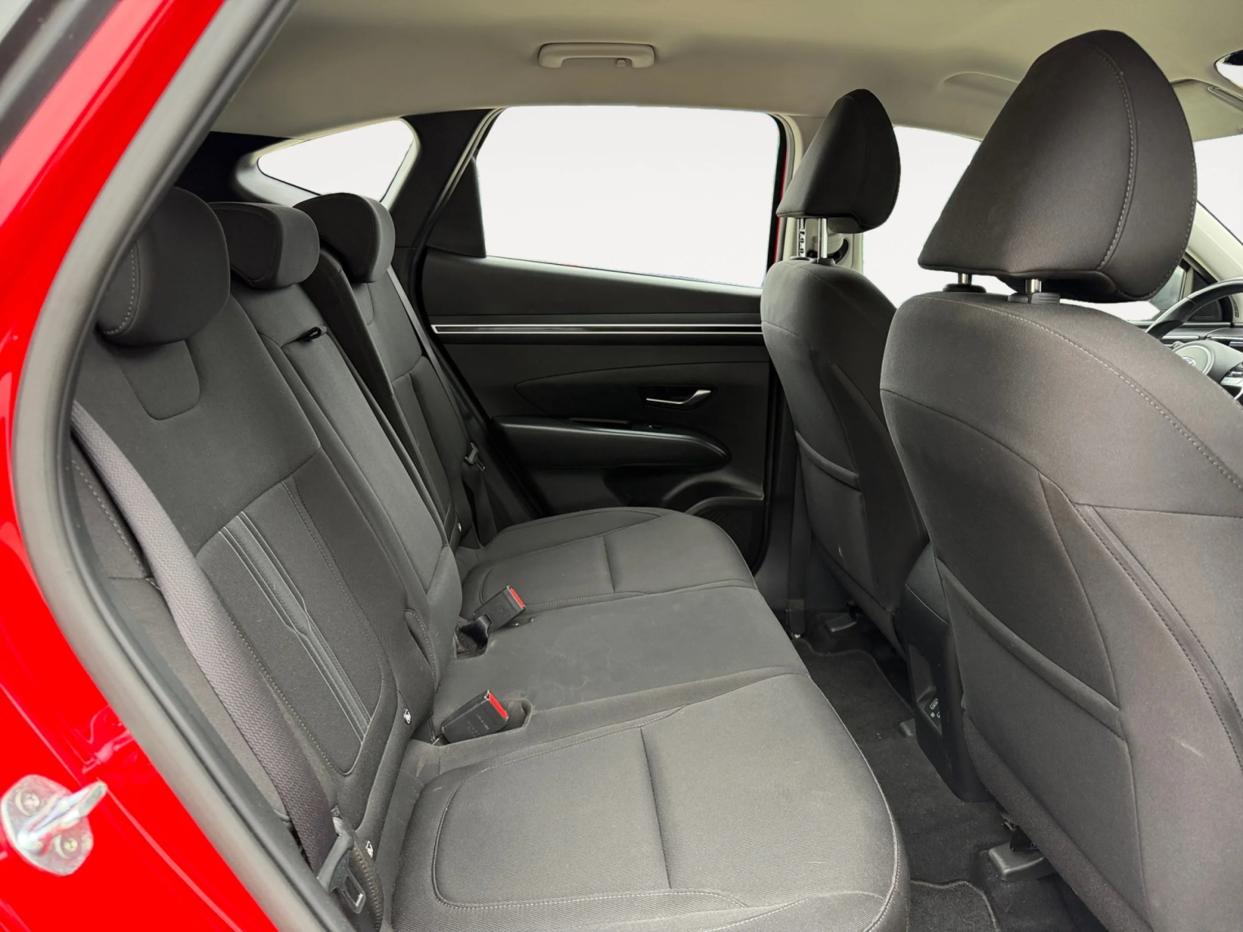 HYUNDAI TUCSON 1.6 TGDI 169KW HEV MAXX AUTO S/CABLE RE. - Foto 6