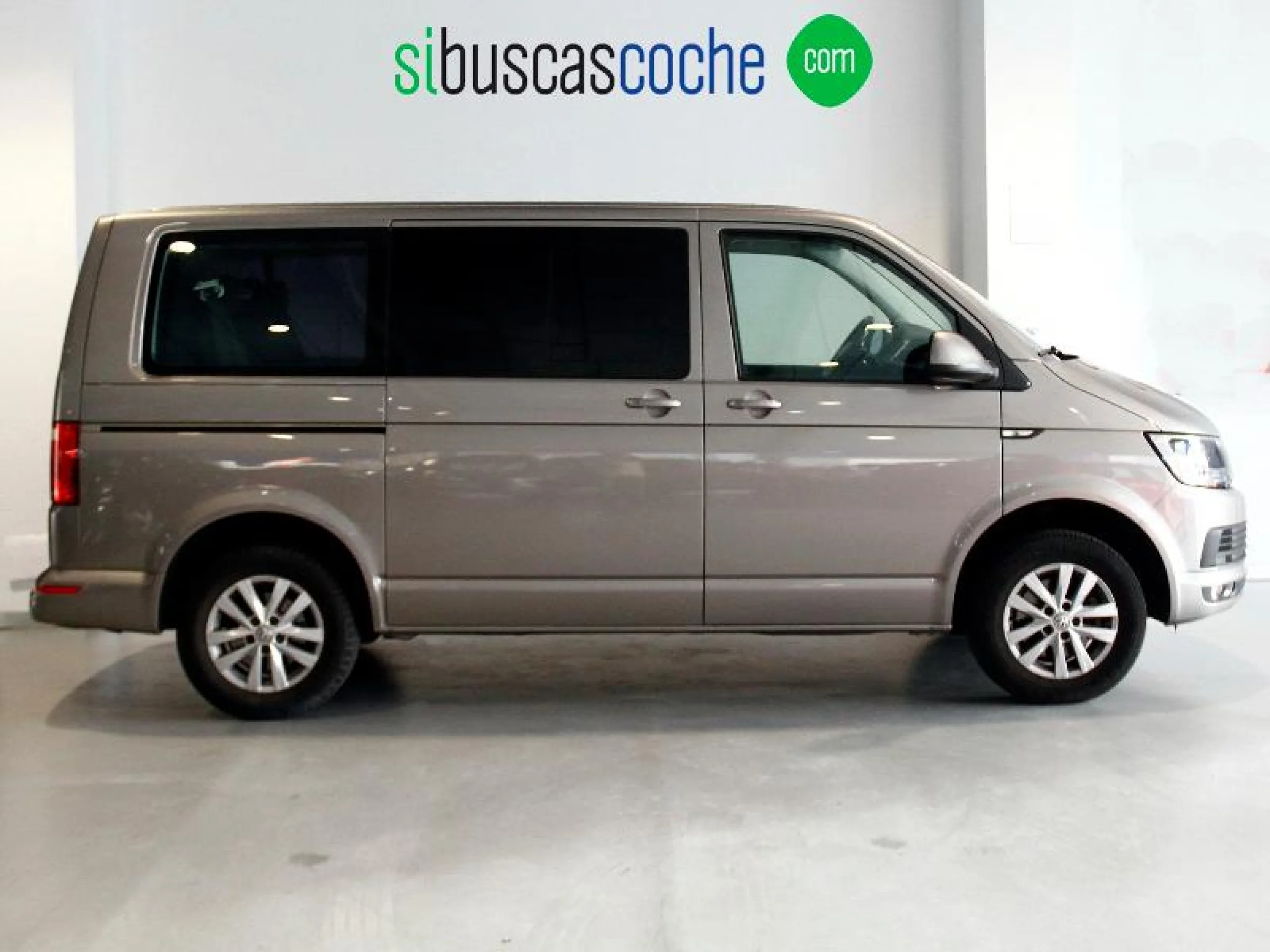 VOLKSWAGEN CARAVELLE PREMIUM CORTO 2.0 TDI 110KW BMT DSG - Foto 3