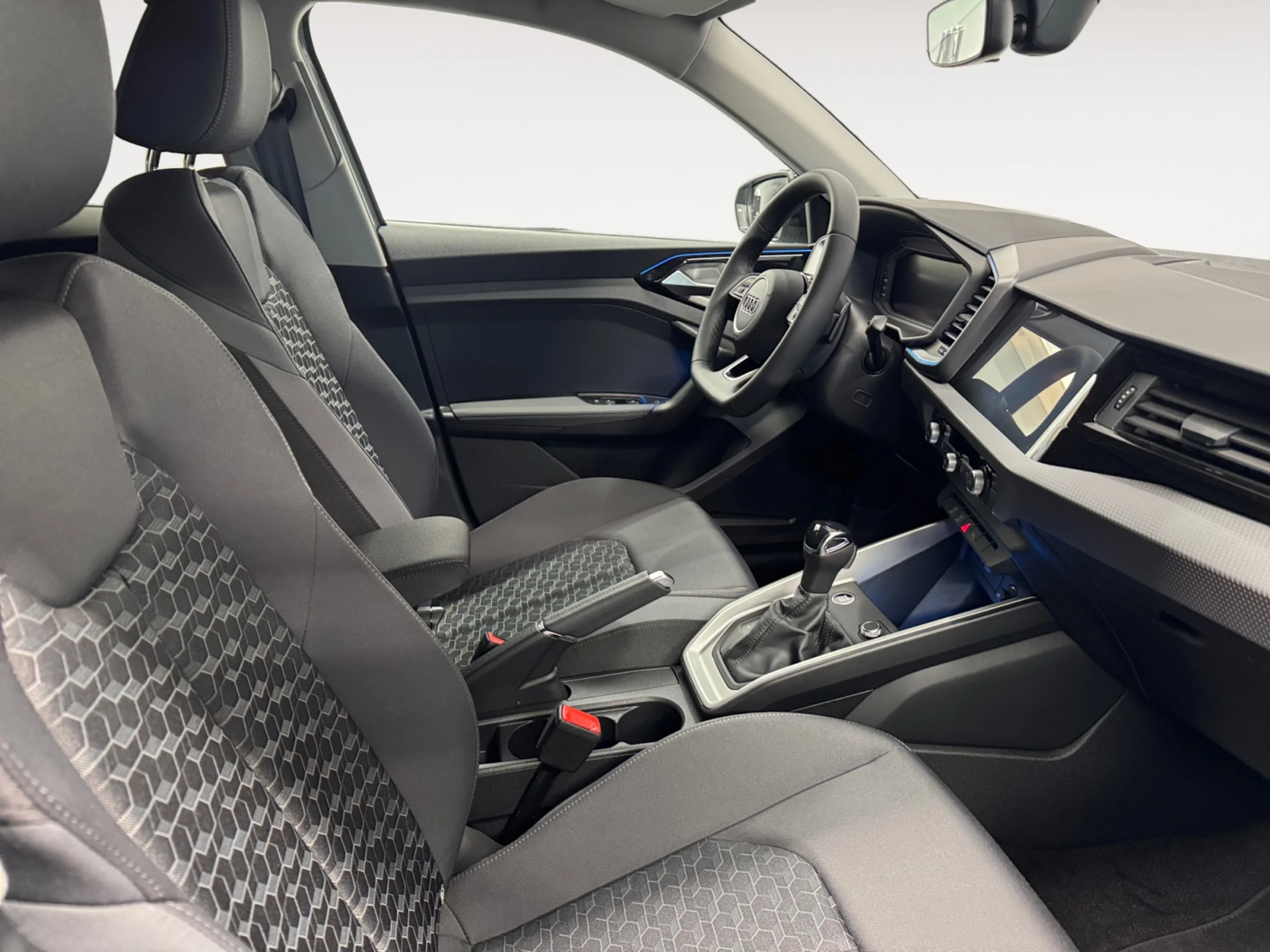 AUDI A1 ALLSTREET ADREN BLACK 30 TFSI 85KW S TRO - Foto 5