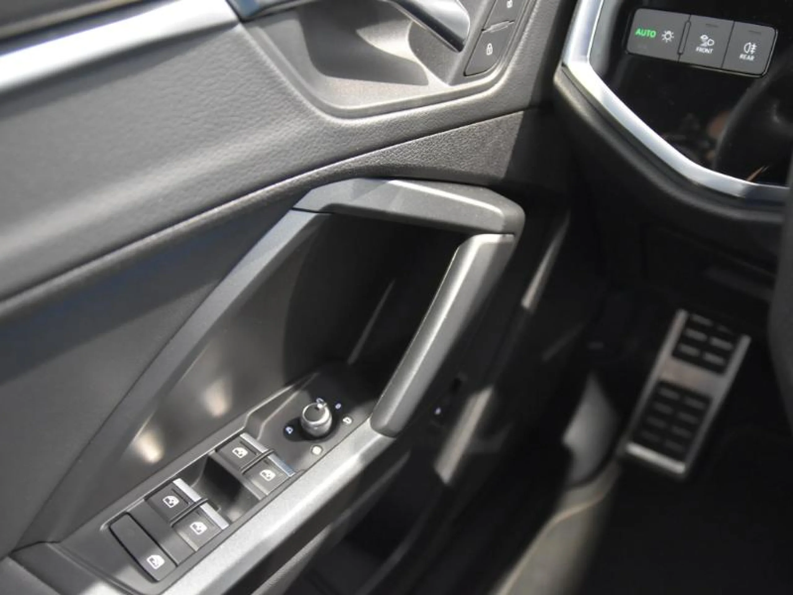 AUDI Q3 SPORTBACK 35 TDI 110KW (150CV) S TRONIC - Foto 19