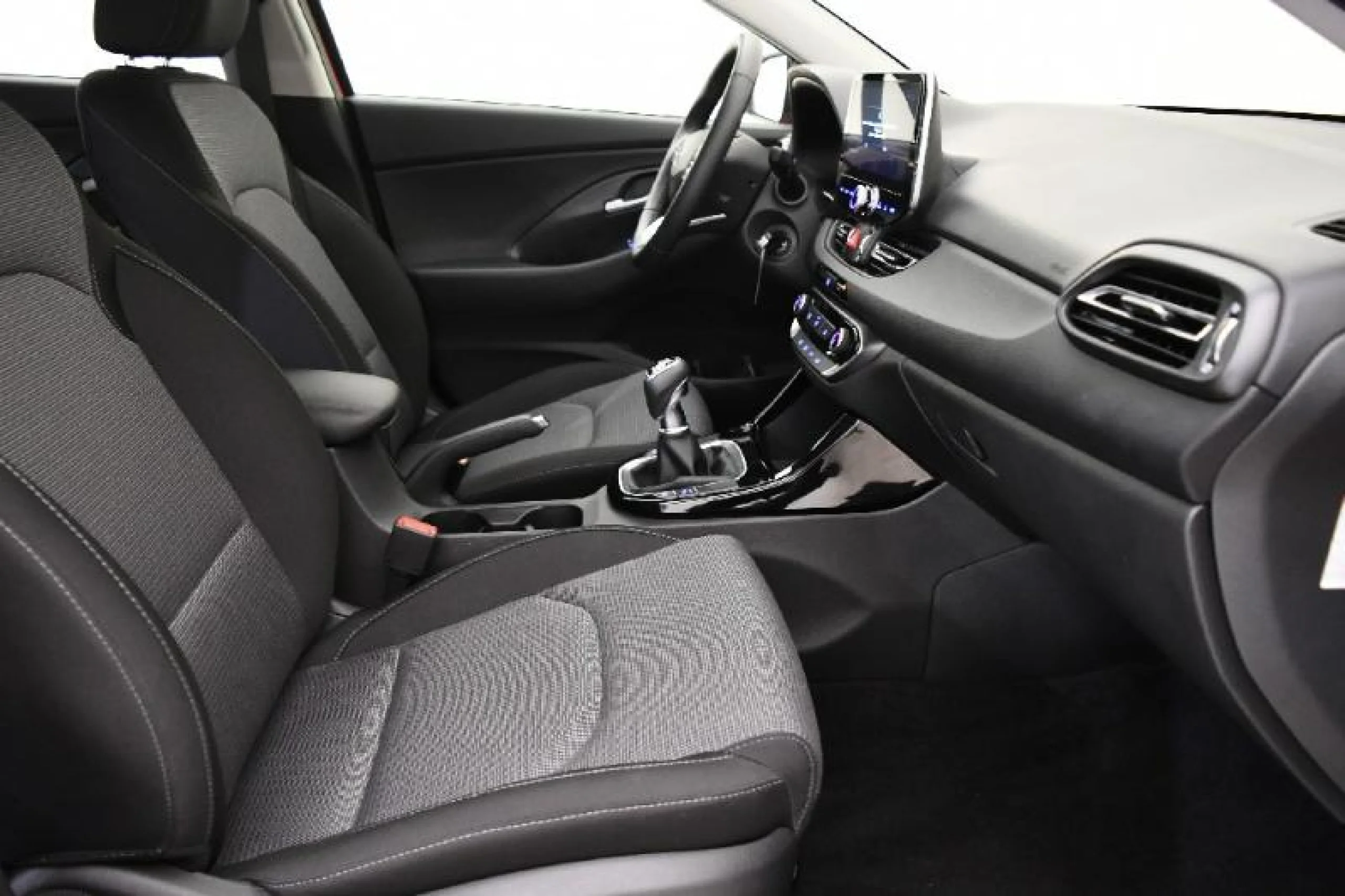 HYUNDAI I30 1.0 TGDI 48V KLASS - Foto 6