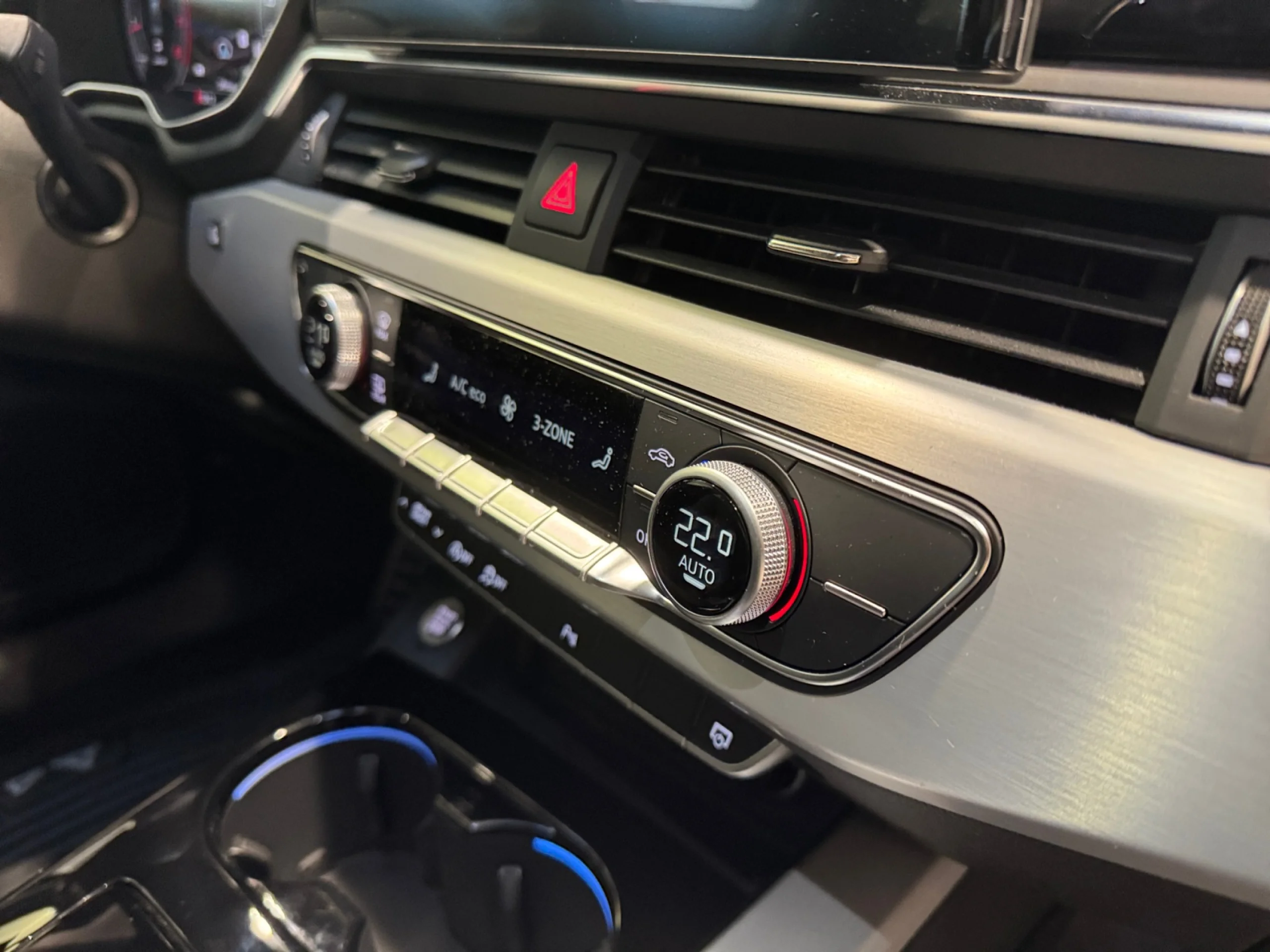 AUDI A4 A4  S LINE 35 TFSI  110(150) KW(CV) S TRONIC - Foto 12