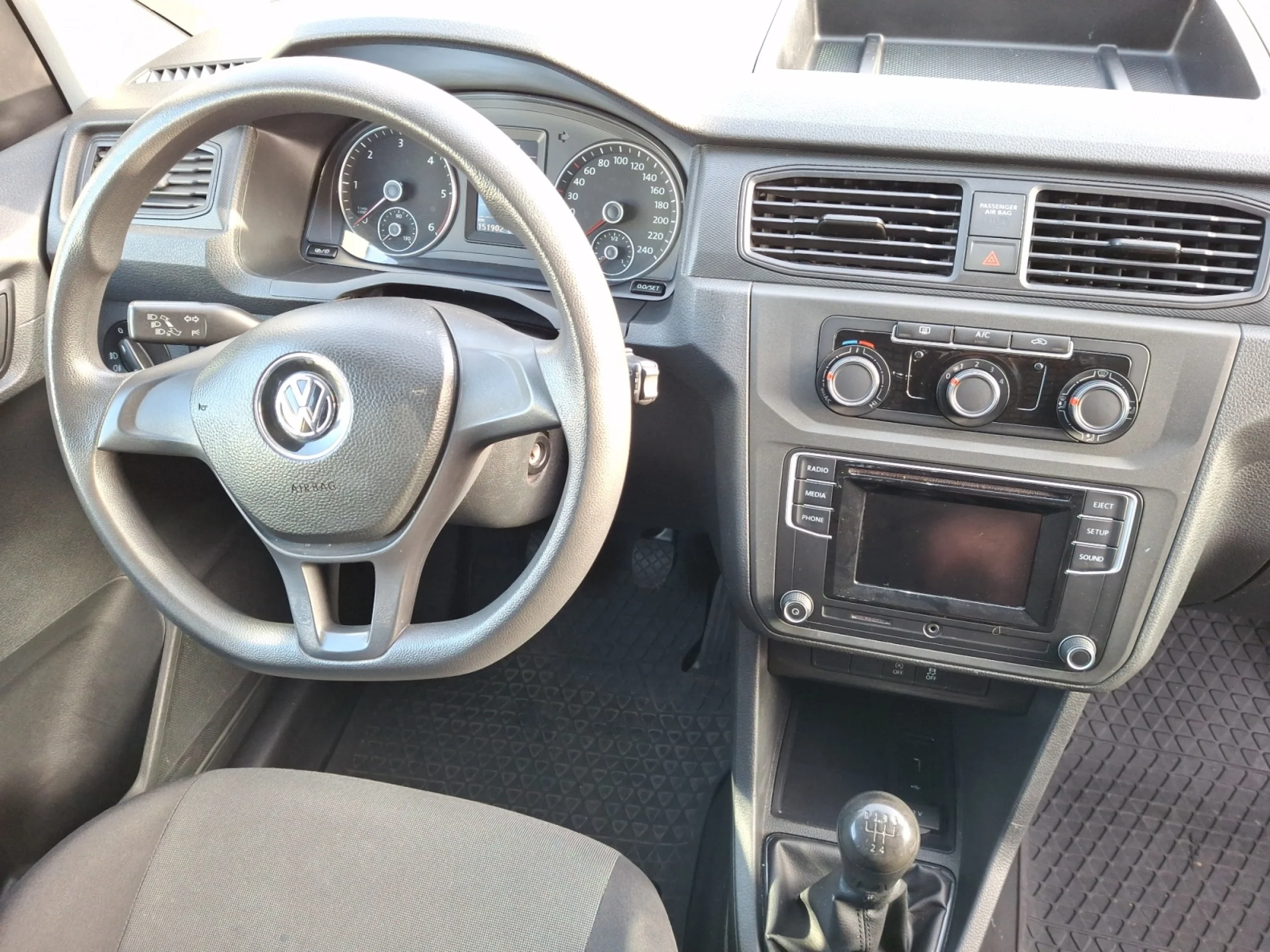 VOLKSWAGEN CADDY PROFESIONAL FURGSN  2.0 TDI EU6 SCR BMT 75 KW (102 CV) 5 VEL. 2.141 - Foto 4