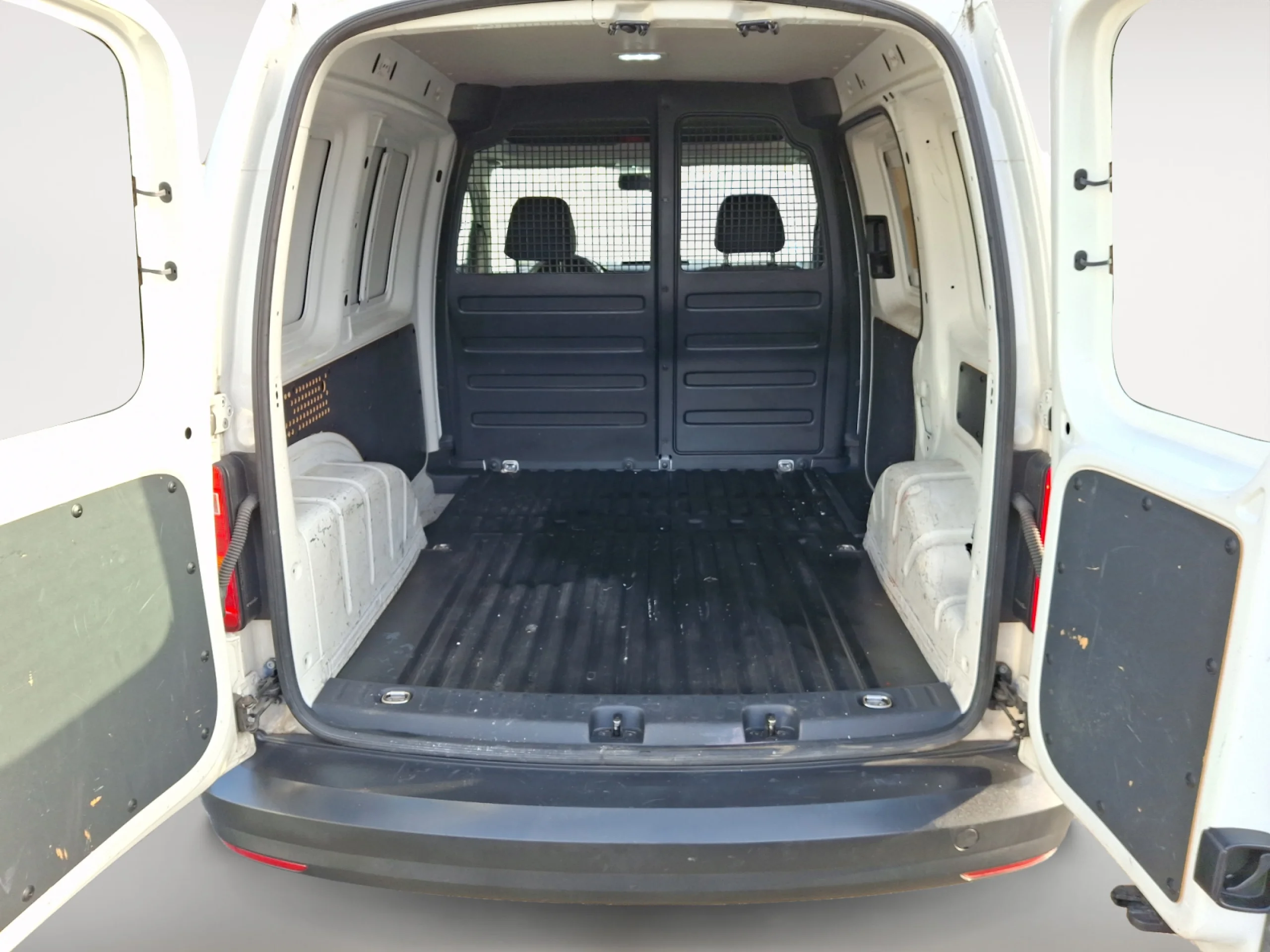 VOLKSWAGEN CADDY PROFESIONAL FURGSN  2.0 TDI EU6 SCR BMT 75 KW (102 CV) 5 VEL. 2.141 - Foto 7