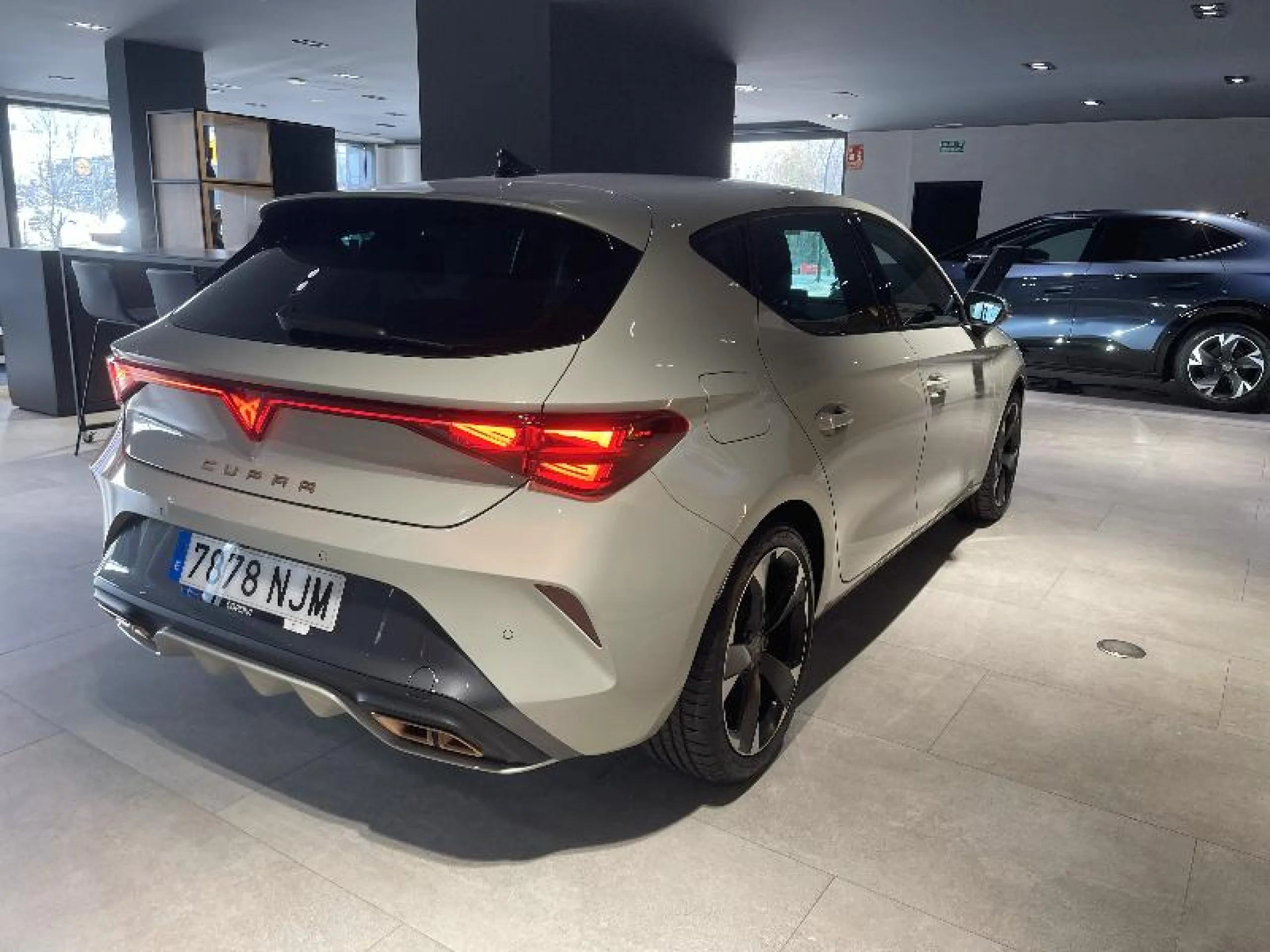 CUPRA LEON 1.5 TSI E HYBRID 150W (204CV) DSG - Foto 3