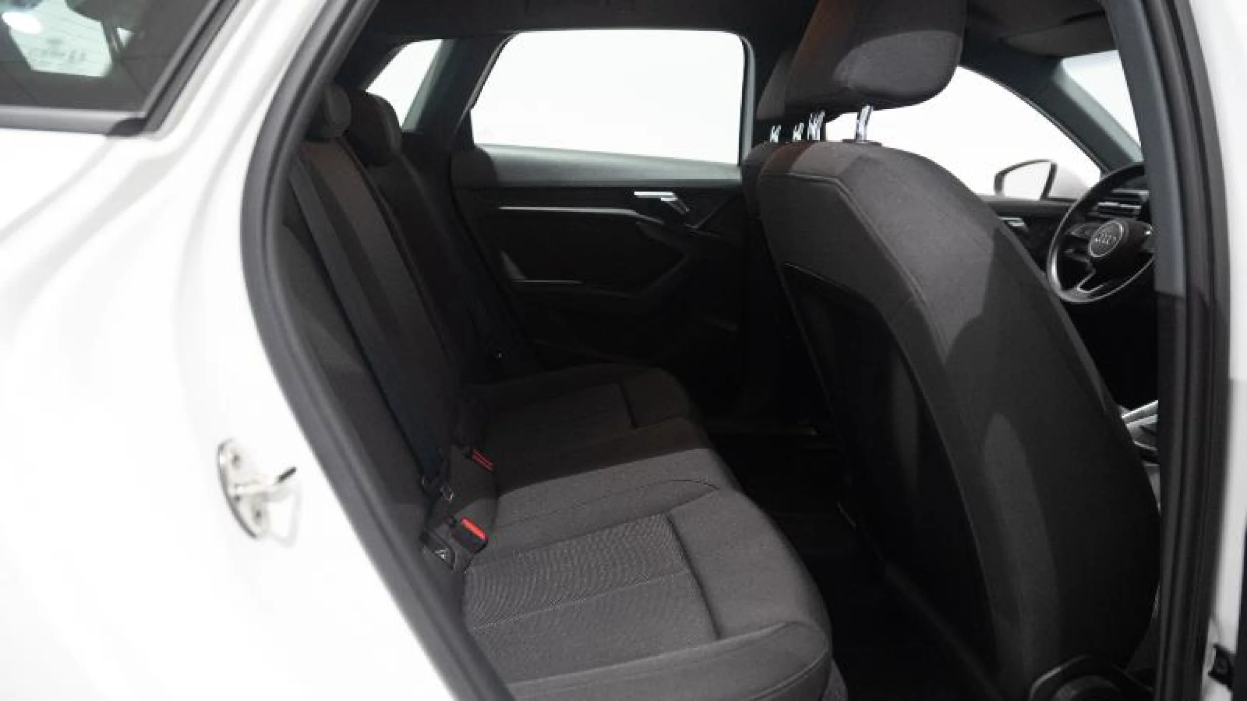 AUDI A3 SPORTBACK 30 TDI 85KW (116CV) - Foto 8