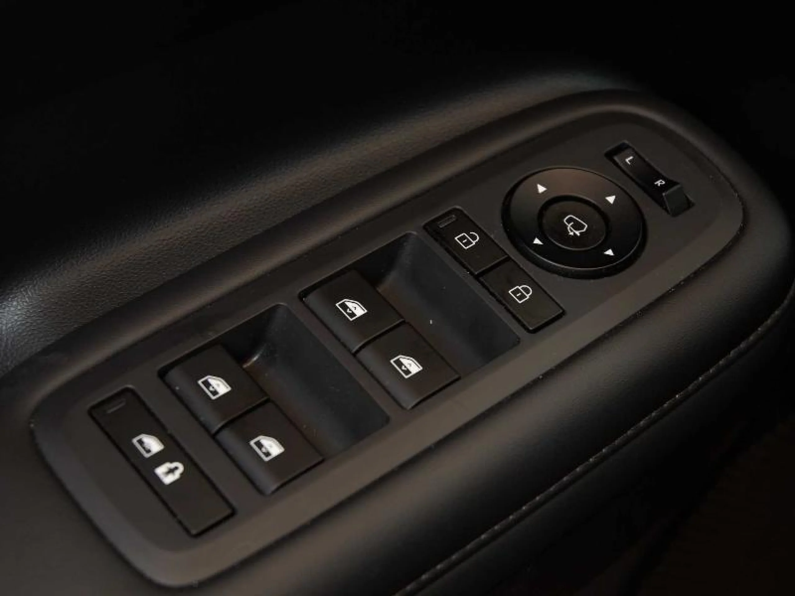 HYUNDAI SANTA FE PHEV 1.6T 253CV 4X4 AT STYLE LLA.DIGITAL - Foto 8