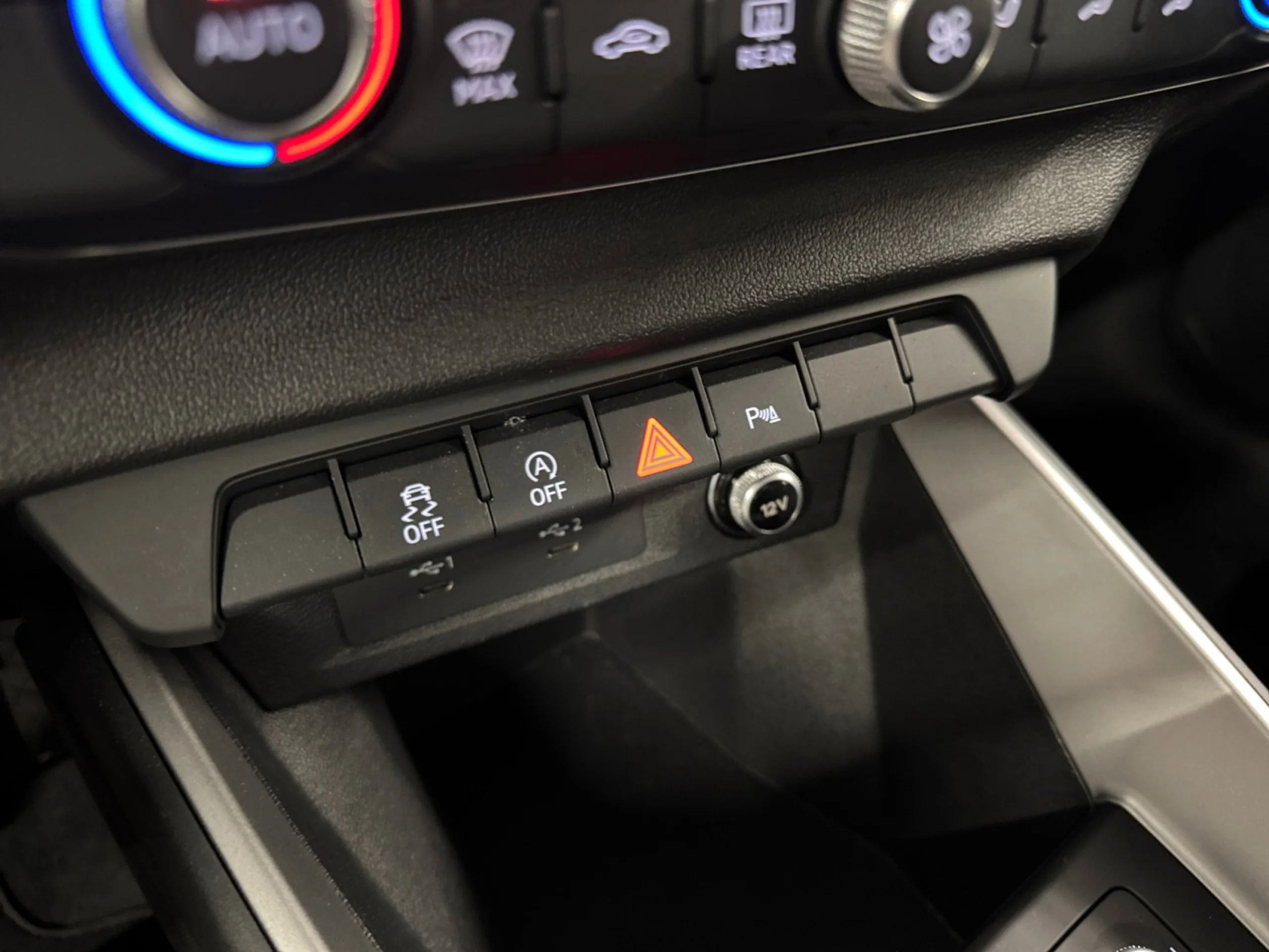 AUDI A1 SPORTBACK ADRENALIN 30 TFSI 81KW S TRON - Foto 12