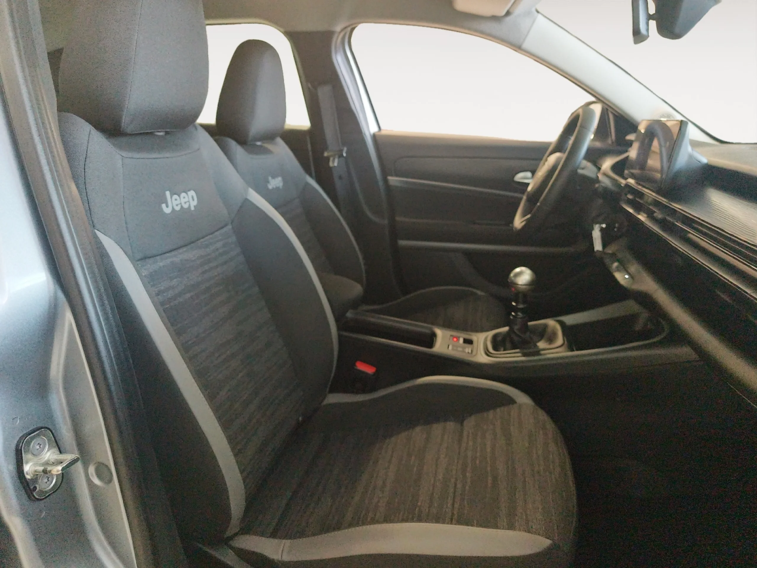JEEP AVENGER 1.2 G 74KW (100CV) LONGITUDE - Foto 4
