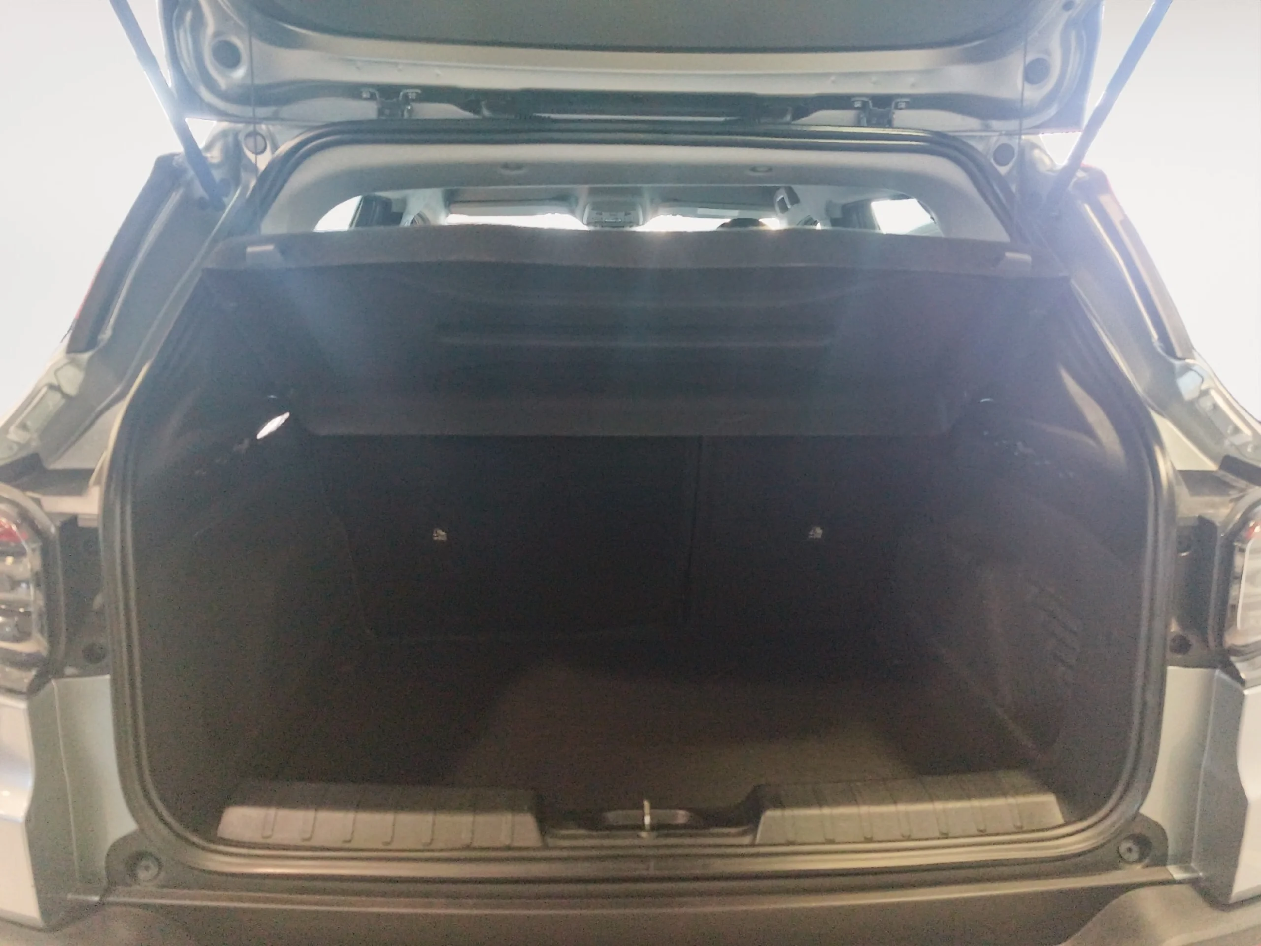 JEEP AVENGER 1.2 G 74KW (100CV) LONGITUDE - Foto 7