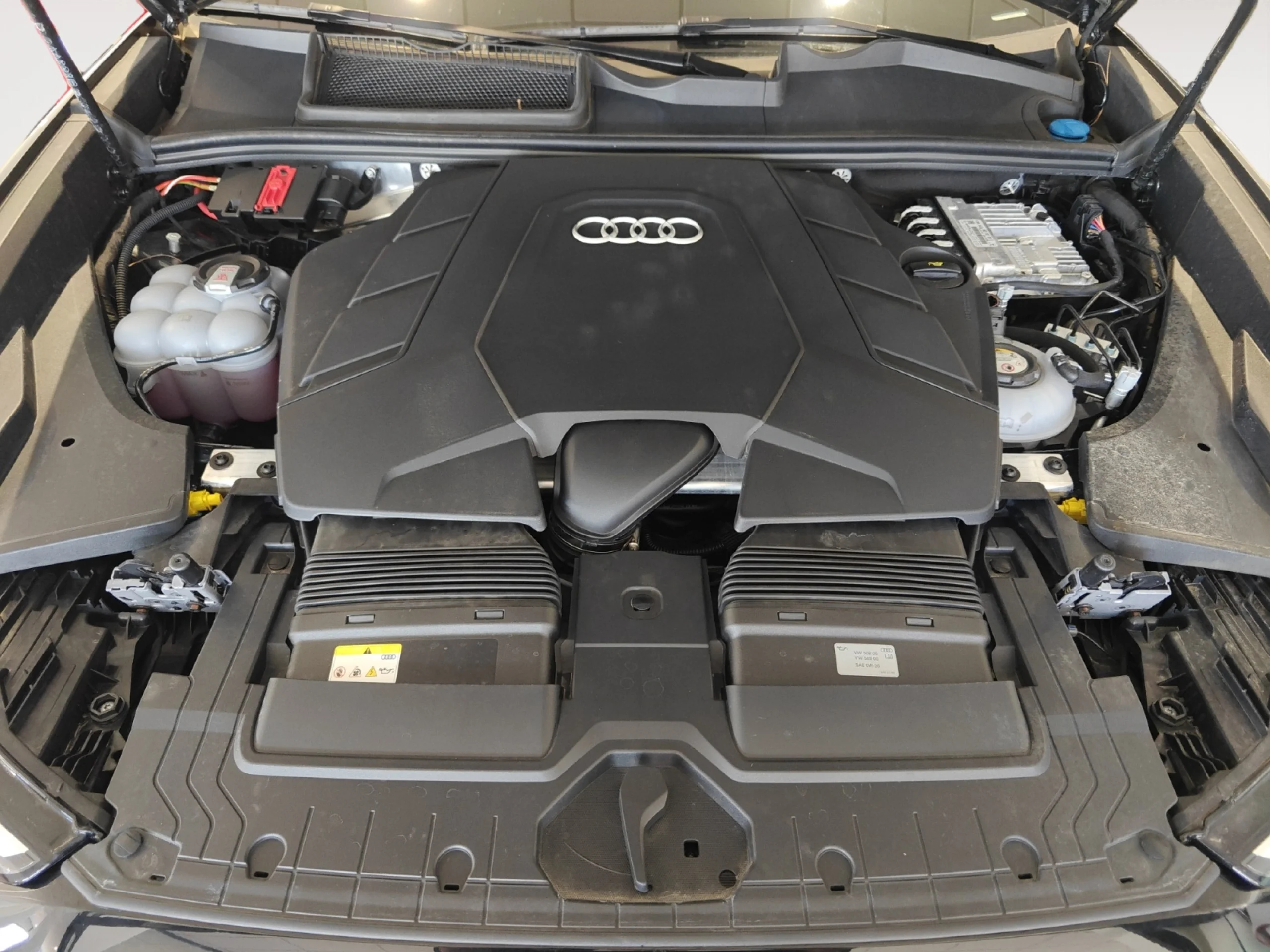 AUDI Q8 BLACK LINE 60 TFSIE 360KW QUATTRO TIPTRO - Foto 11