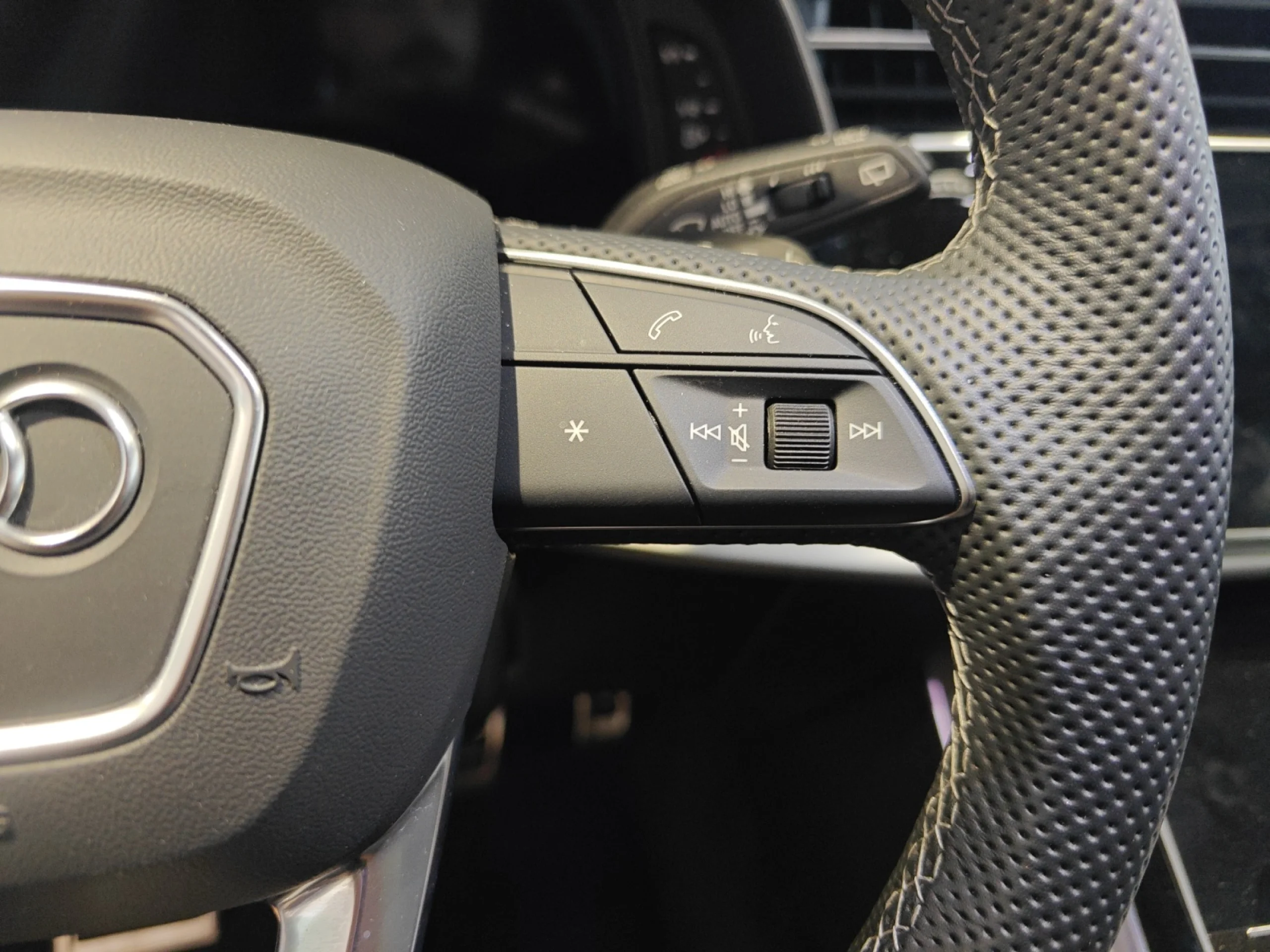 AUDI Q8 BLACK LINE 60 TFSIE 360KW QUATTRO TIPTRO - Foto 13