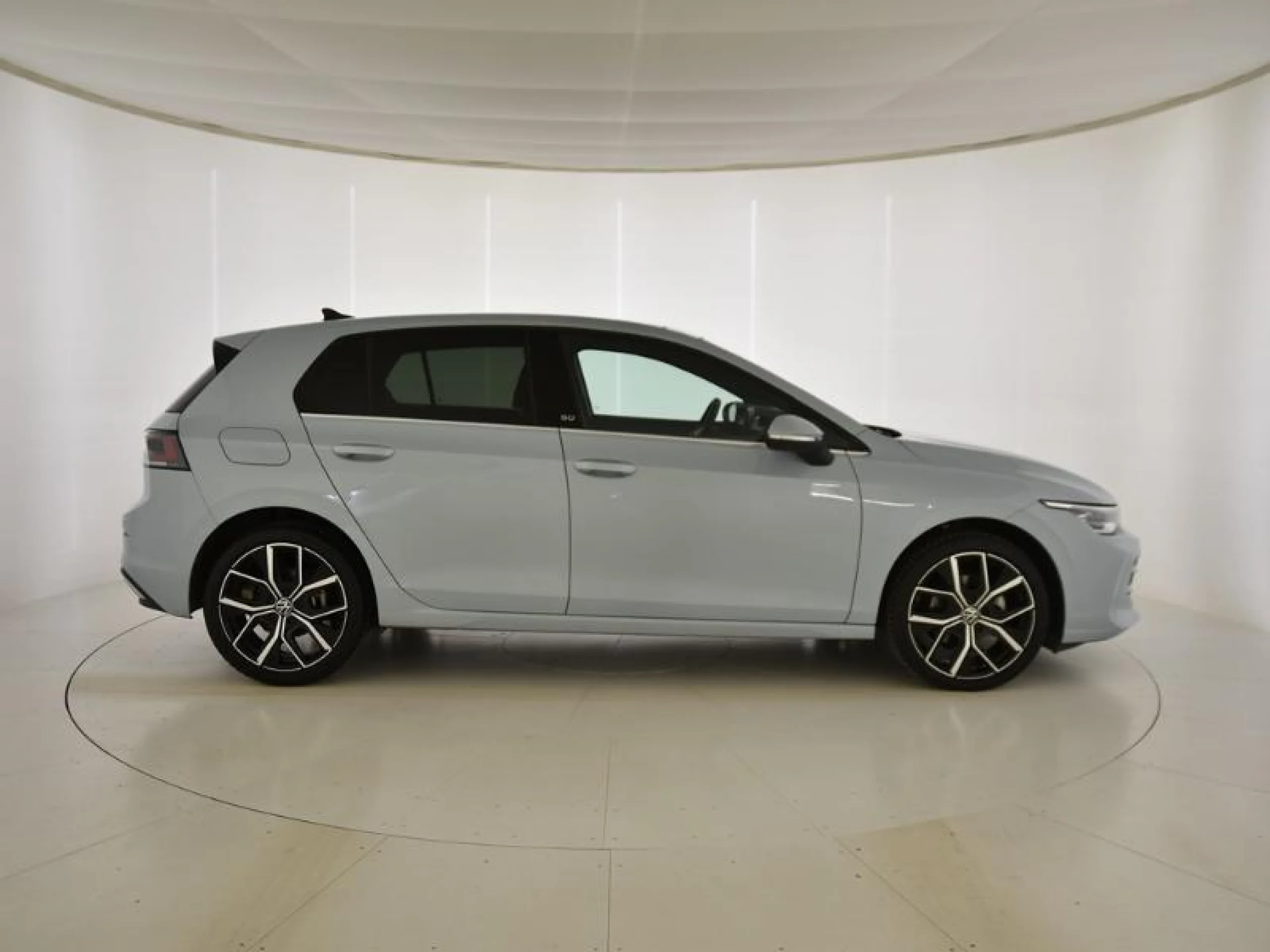 VOLKSWAGEN GOLF 50 ANIVERSARIO 2.0 TDI 110KW (150CV) DSG - Foto 3