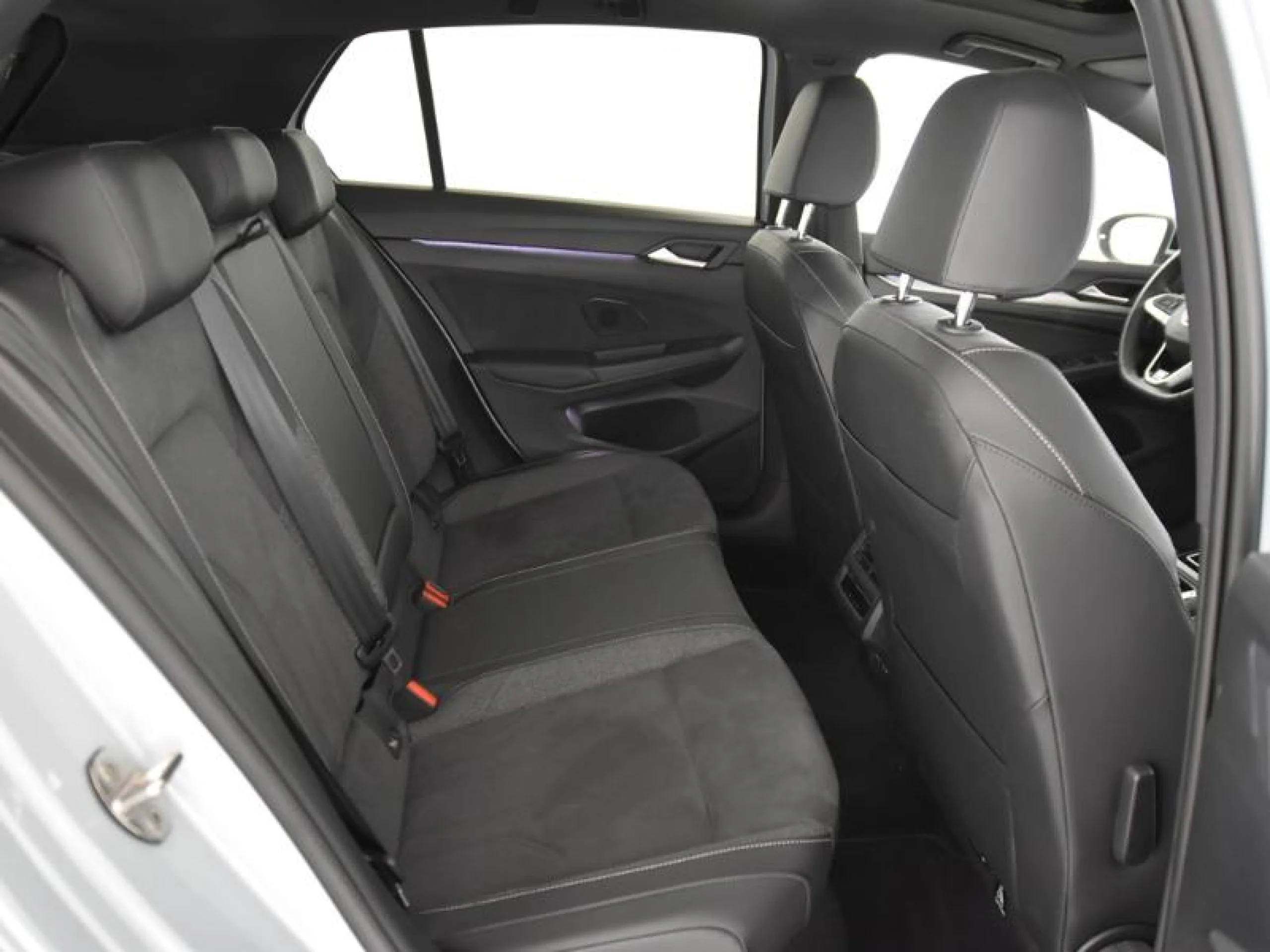 VOLKSWAGEN GOLF 50 ANIVERSARIO 2.0 TDI 110KW (150CV) DSG - Foto 6