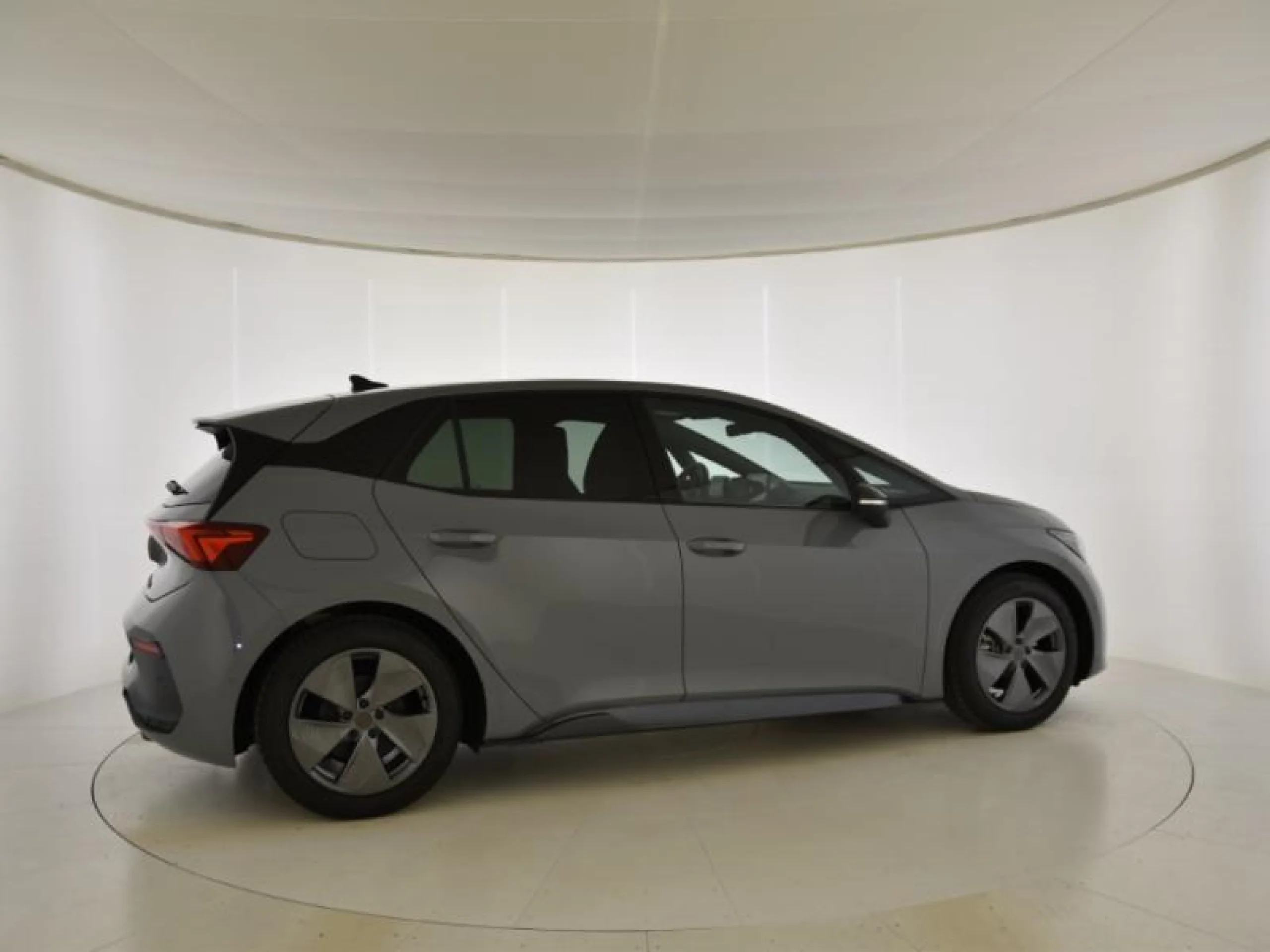 CUPRA BORN 150KW (204 CV) 58KWH - Foto 2