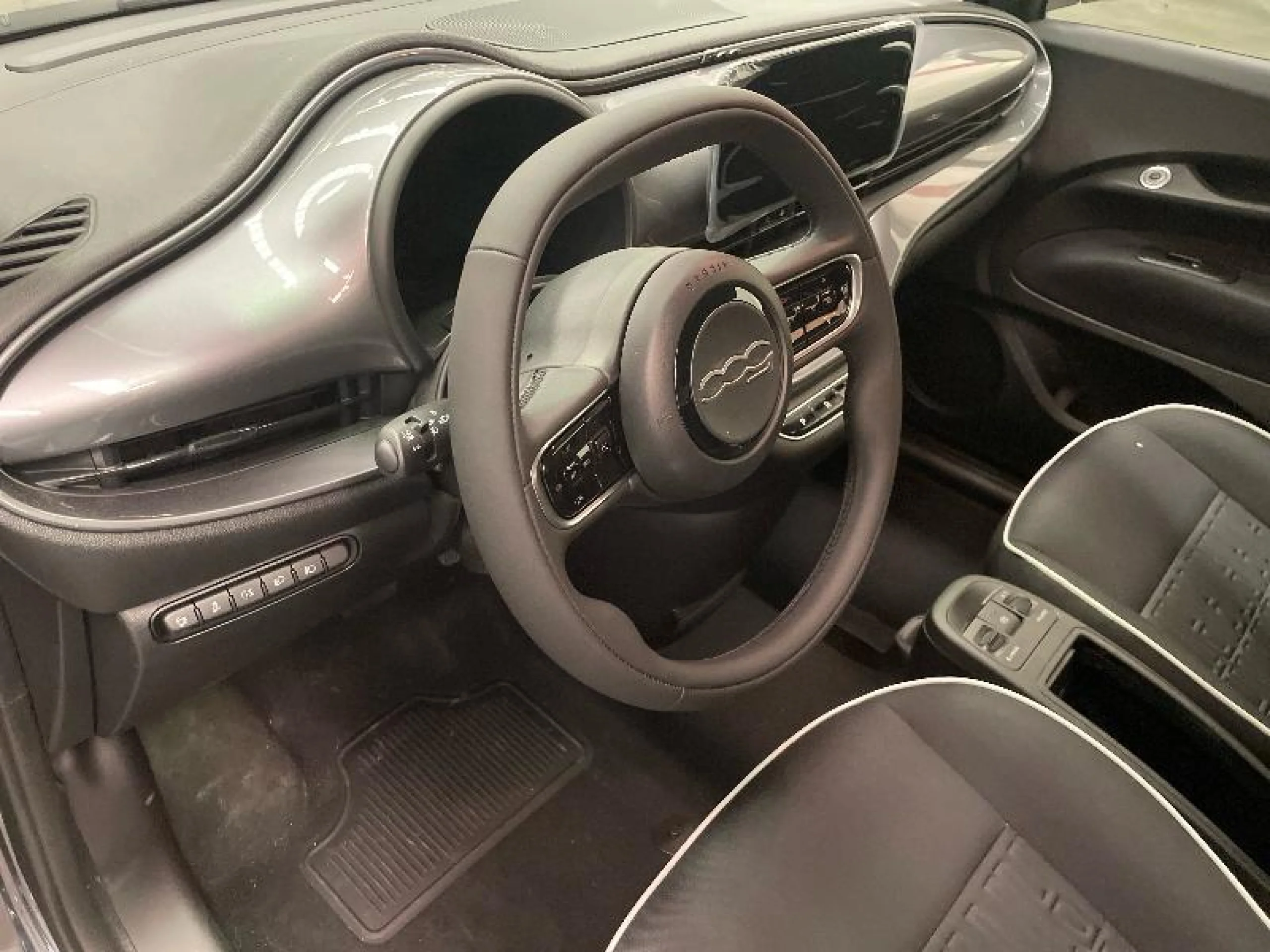 FIAT 500 MONOTRIM HB 320KM 85KW (118CV) - Foto 7